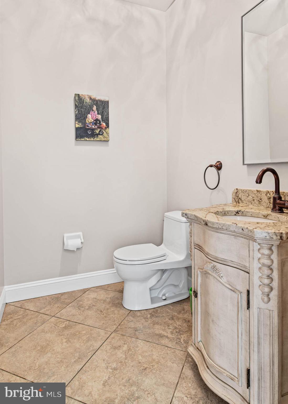 CREEKSIDE AT BLUE BELL - Residential