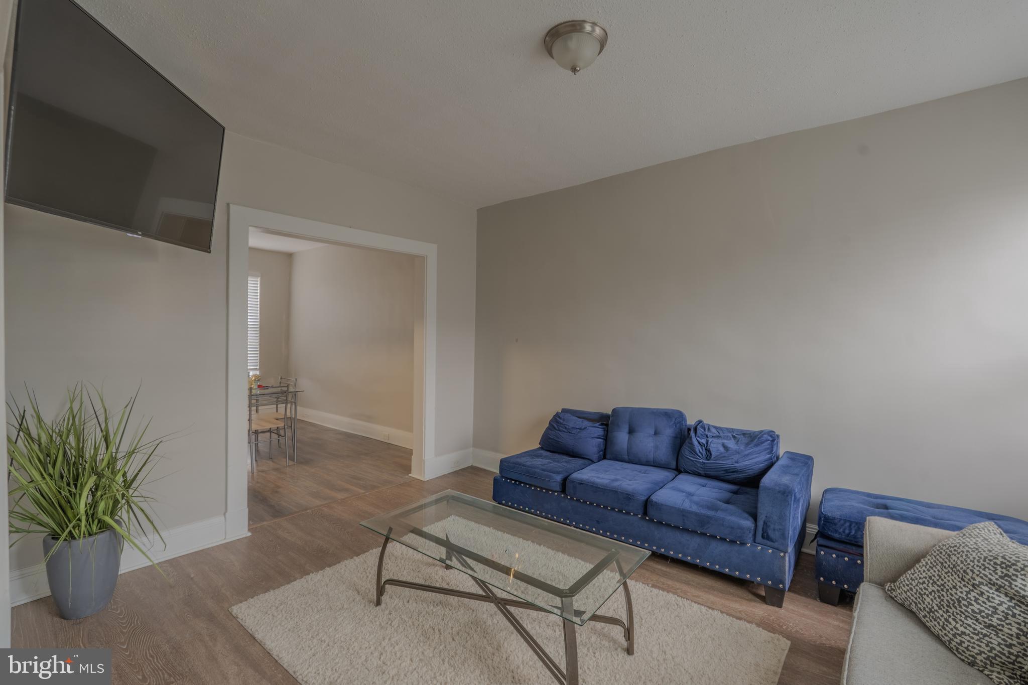 4909 LITCHFIELD AVENUE