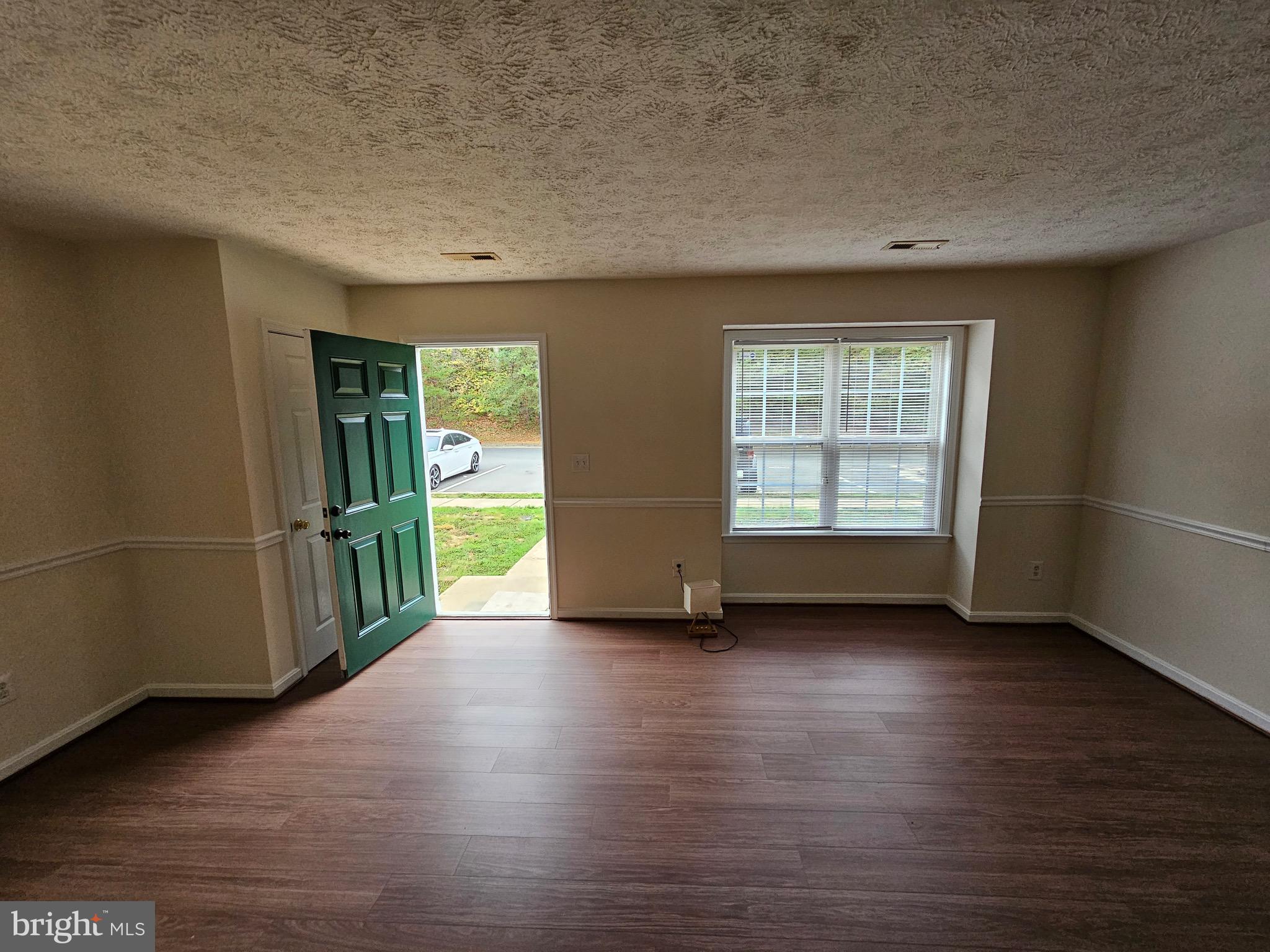 COVENTRY CREEK - Residential