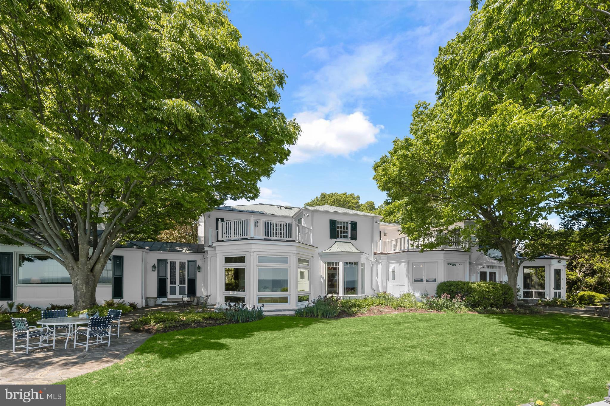 GIBSON ISLAND - Residential