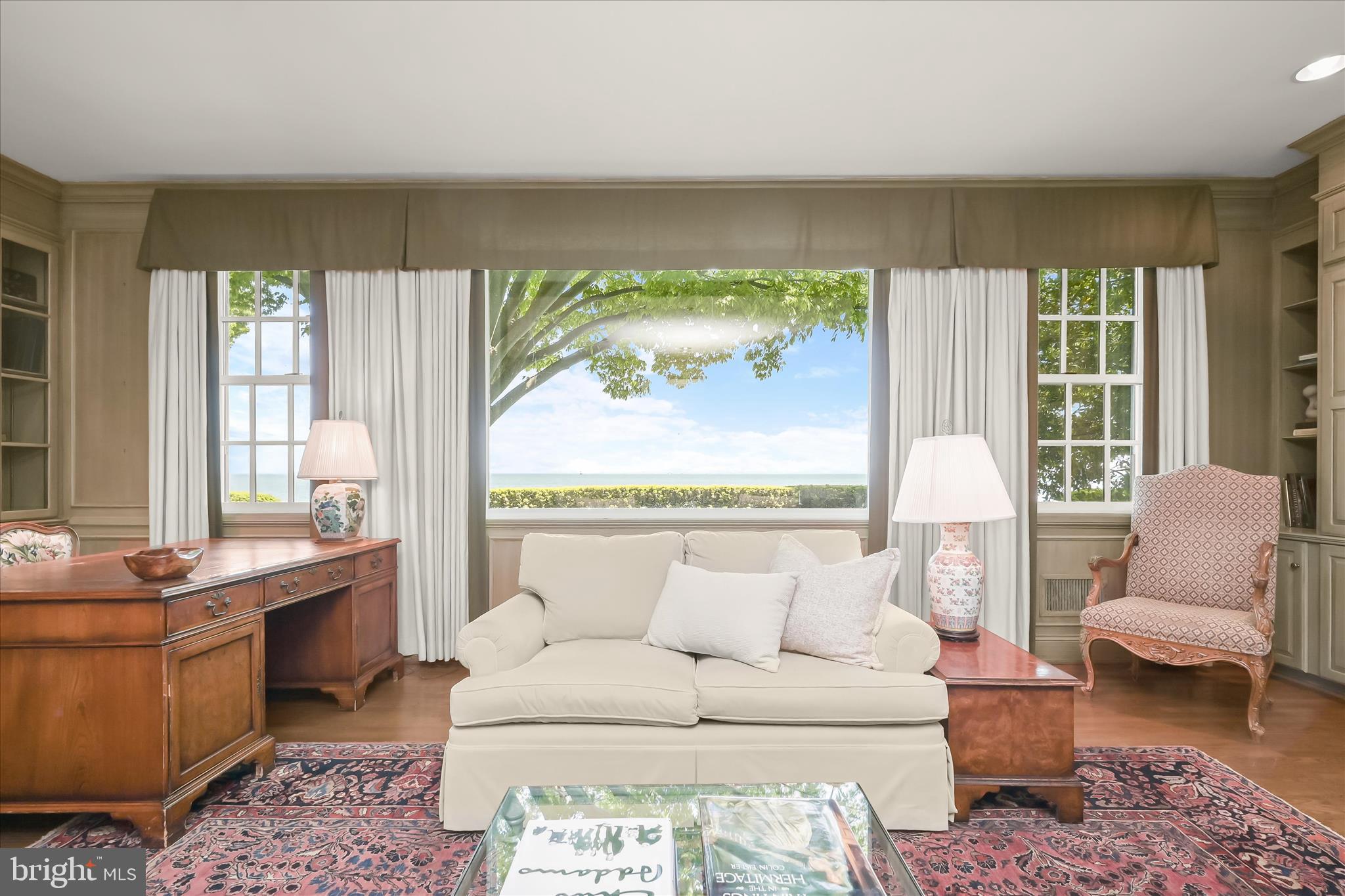 GIBSON ISLAND - Residential