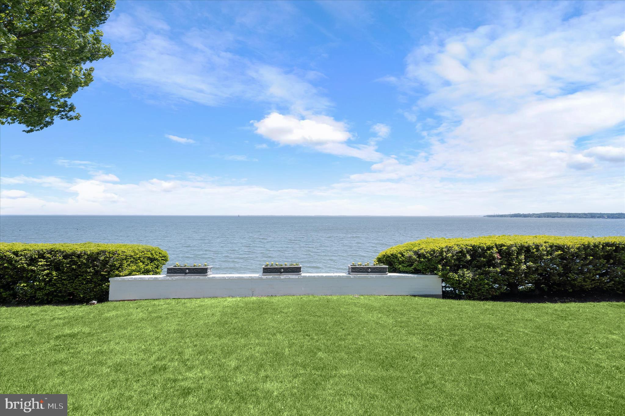 GIBSON ISLAND - Residential