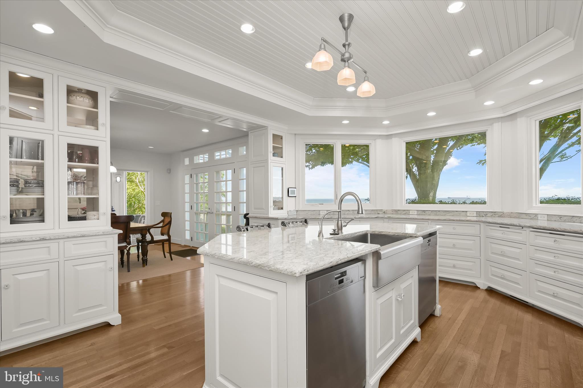 GIBSON ISLAND - Residential