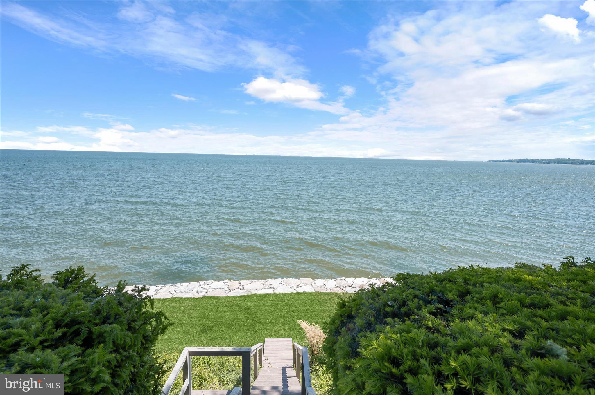 GIBSON ISLAND - Residential