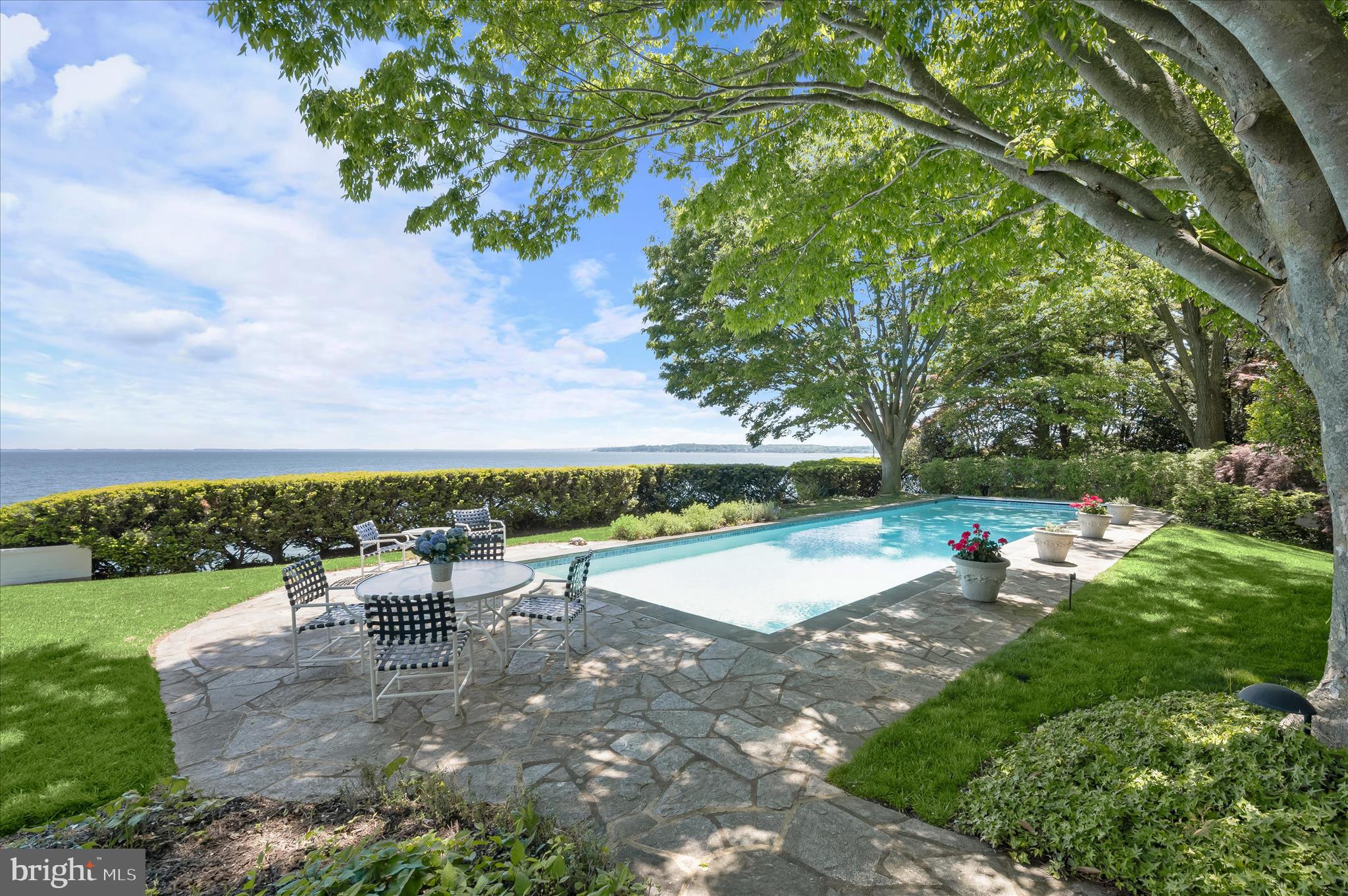 GIBSON ISLAND - Residential