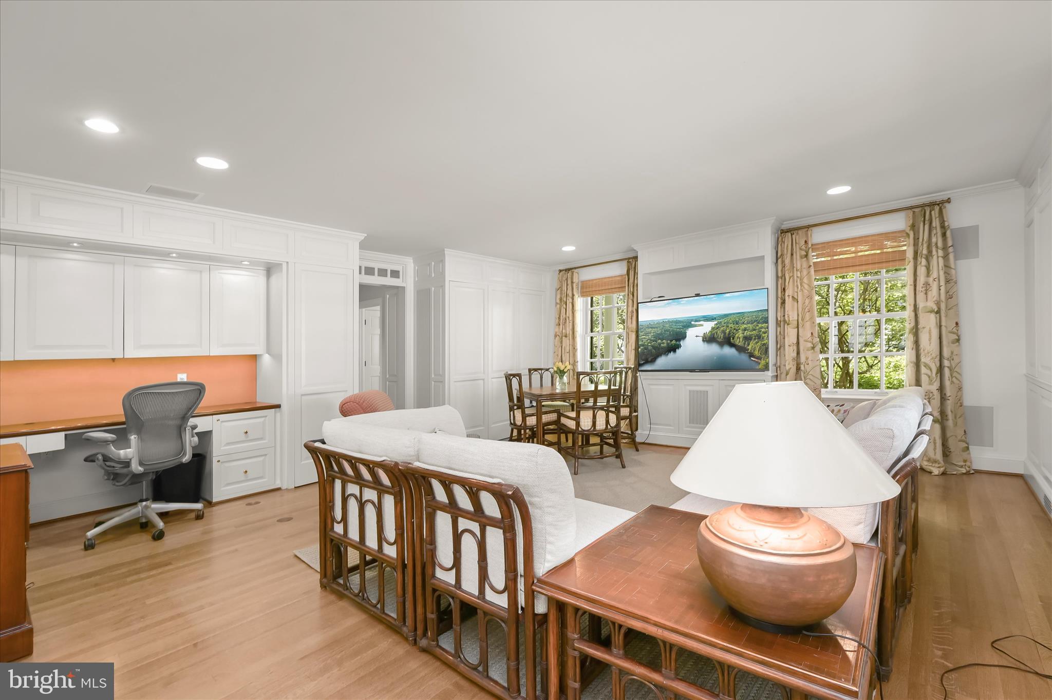 GIBSON ISLAND - Residential