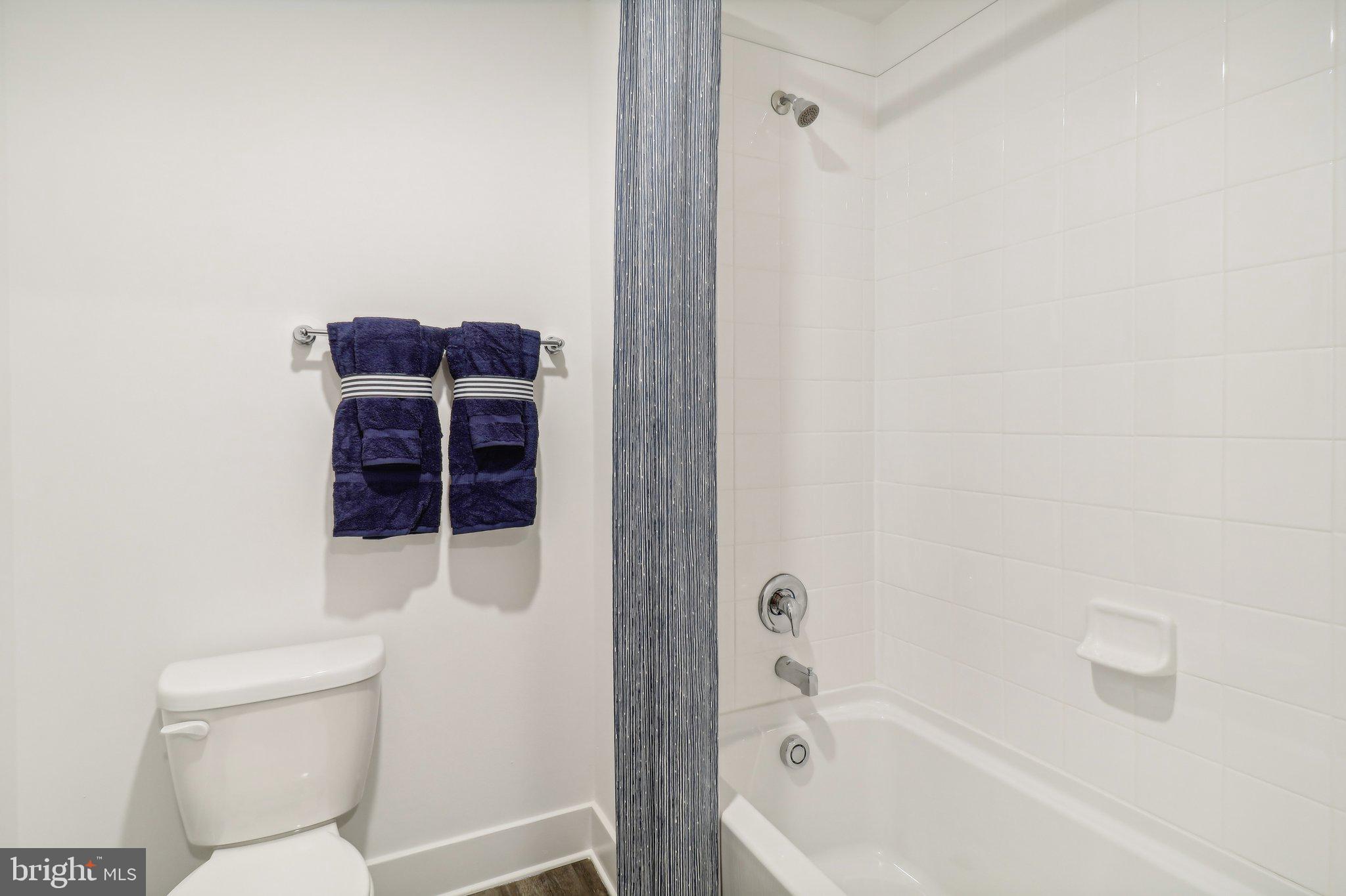 PEMBROOKE - Residential