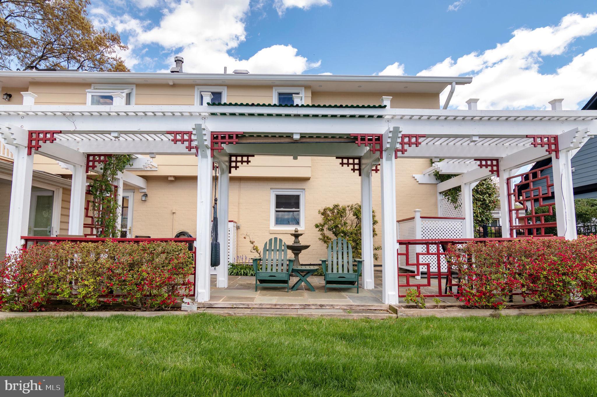 STRATFORD LANDING - Residential