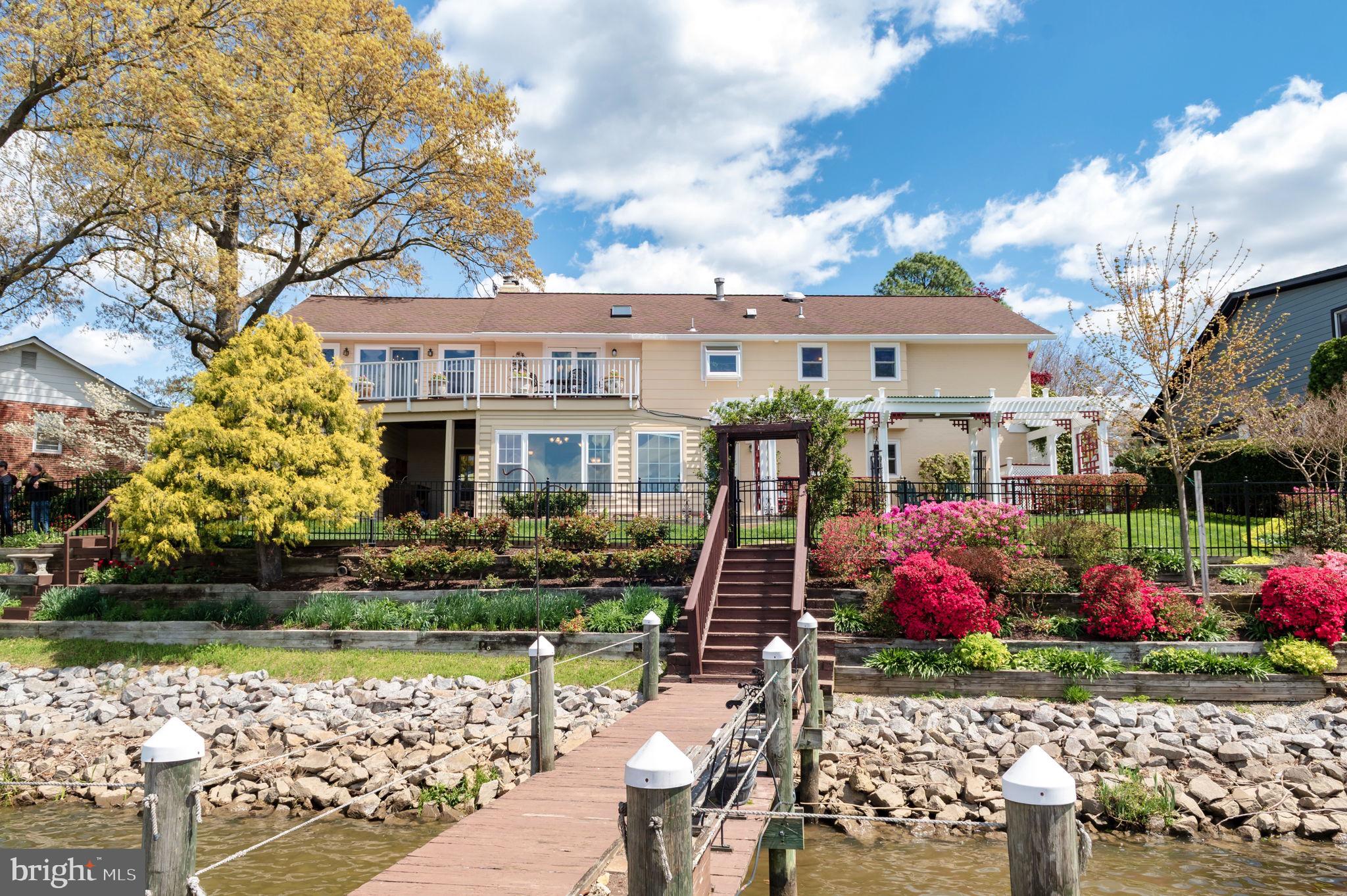 STRATFORD LANDING - Residential