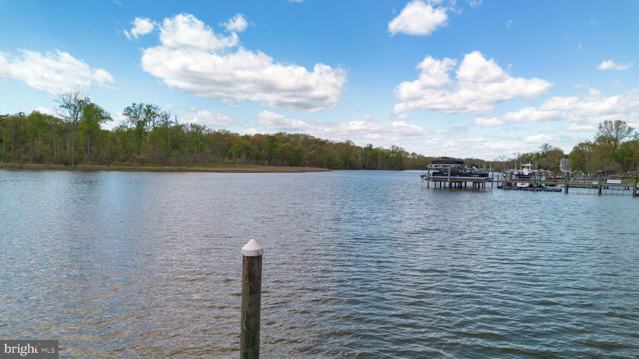 STRATFORD LANDING - Residential