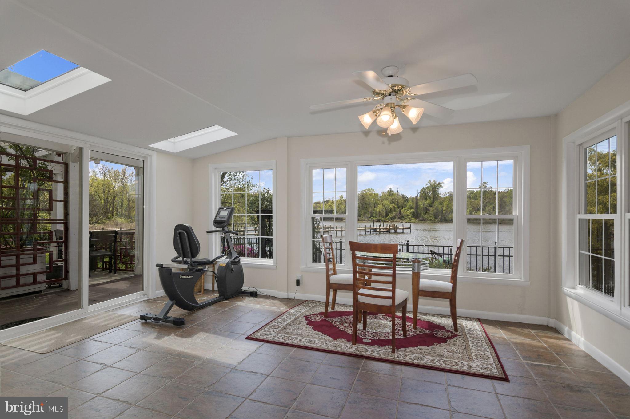 STRATFORD LANDING - Residential