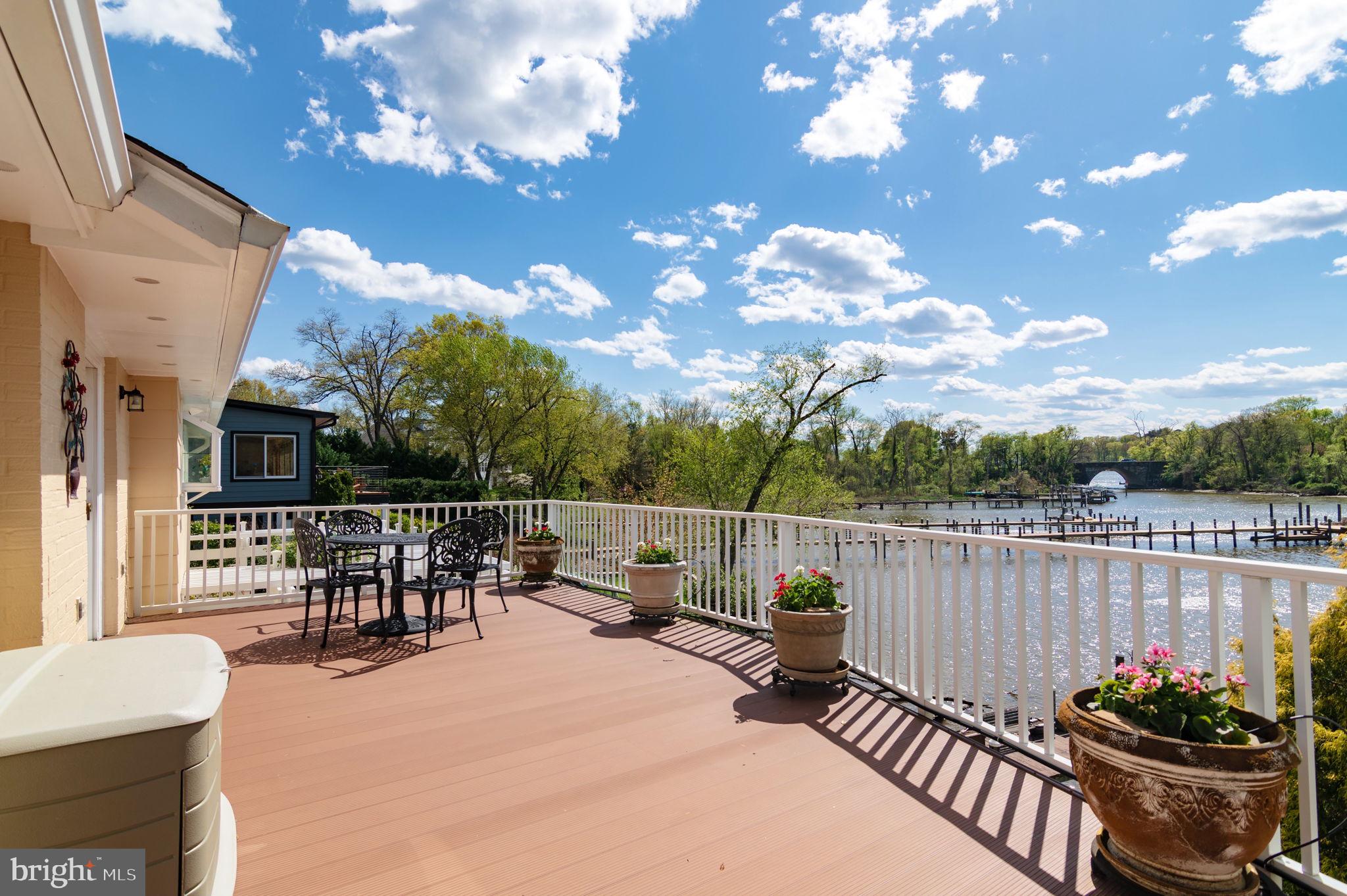 STRATFORD LANDING - Residential