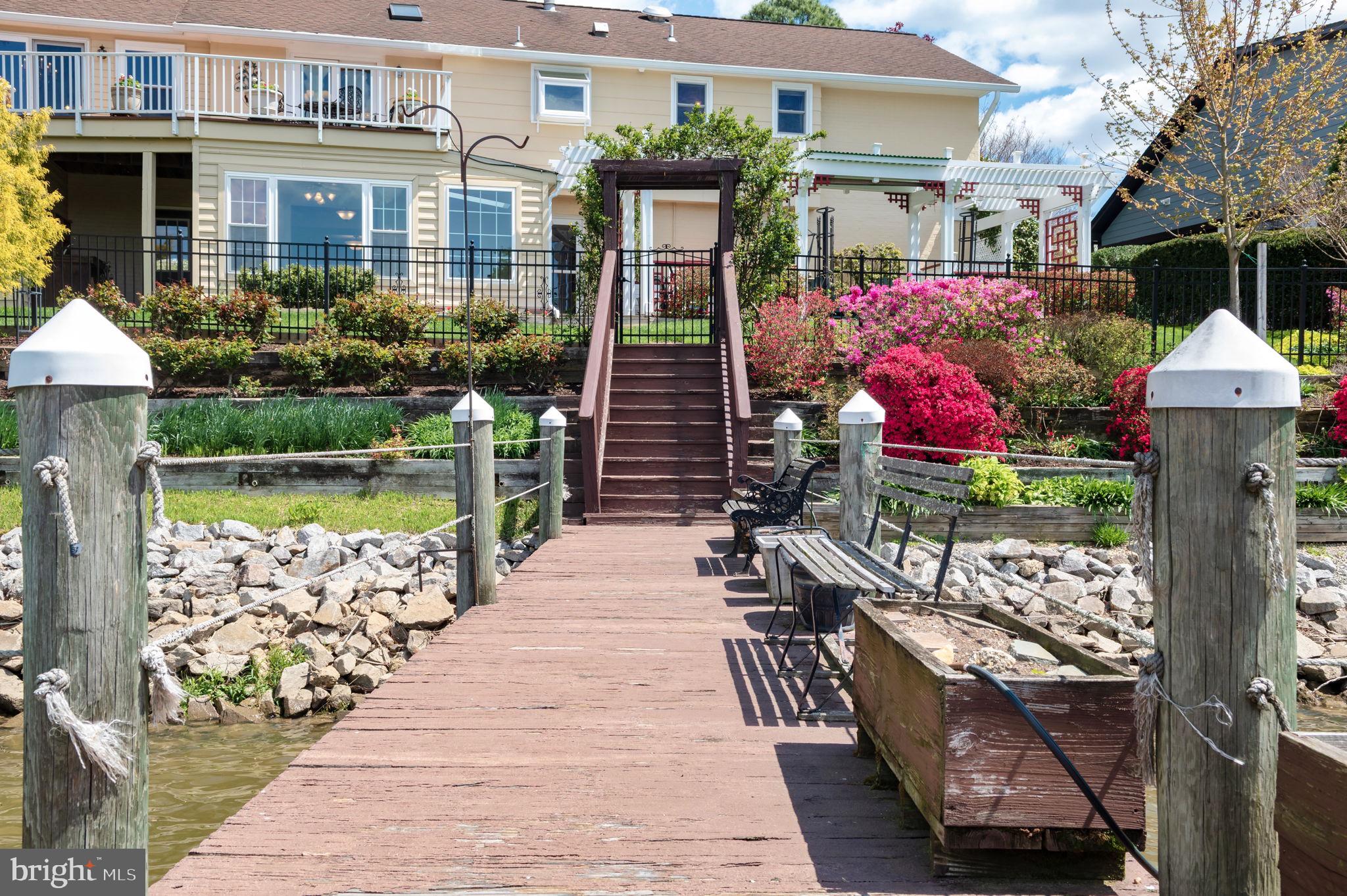 STRATFORD LANDING - Residential