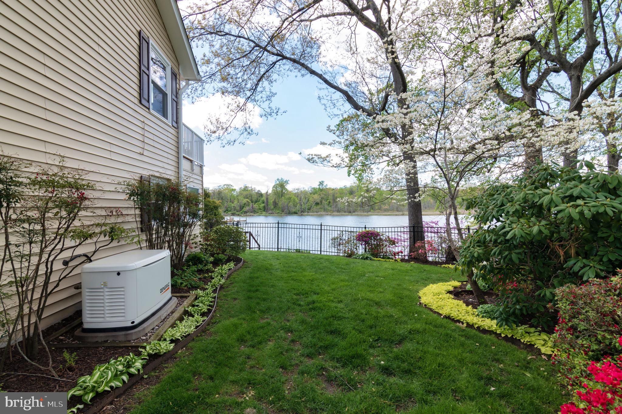 STRATFORD LANDING - Residential