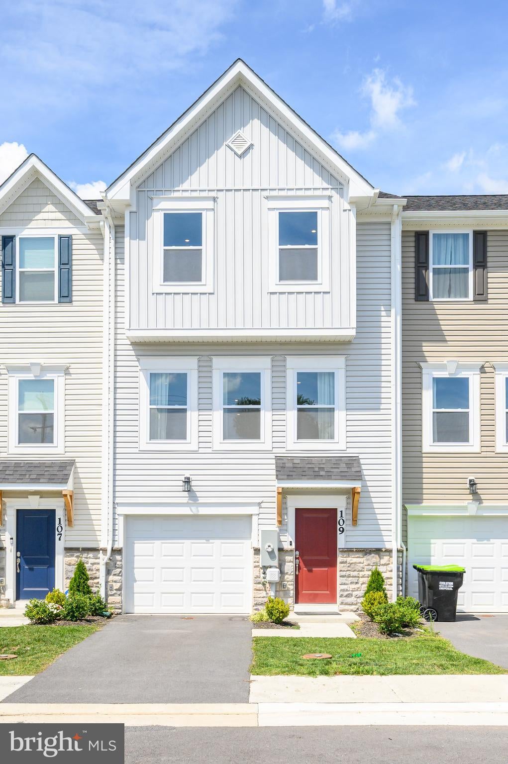 109 MARLOW COURT