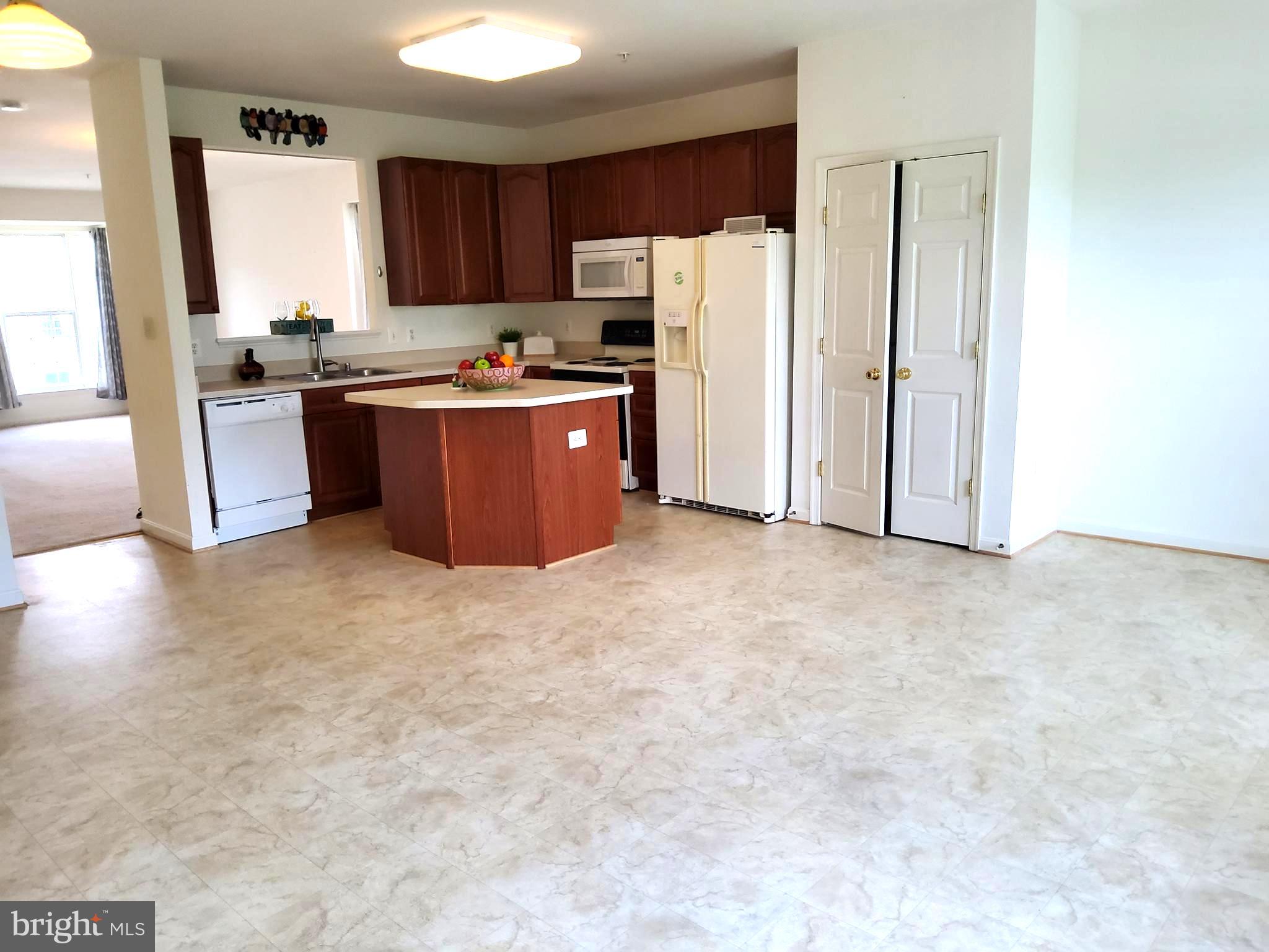 WHITTIER POND - Residential