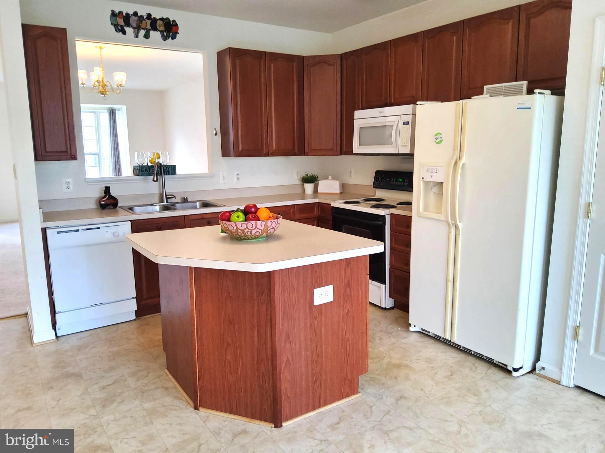 WHITTIER POND - Residential