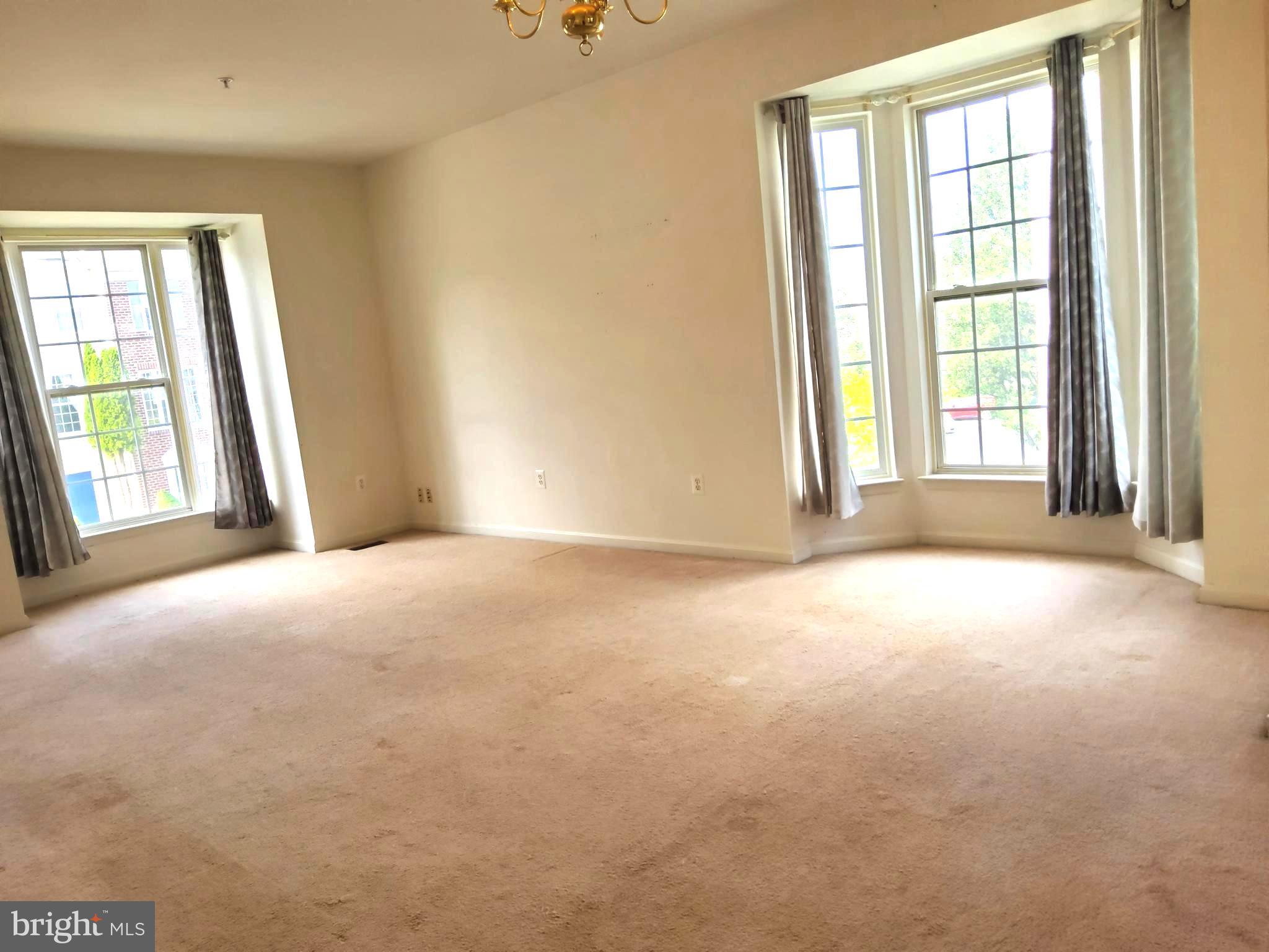 WHITTIER POND - Residential