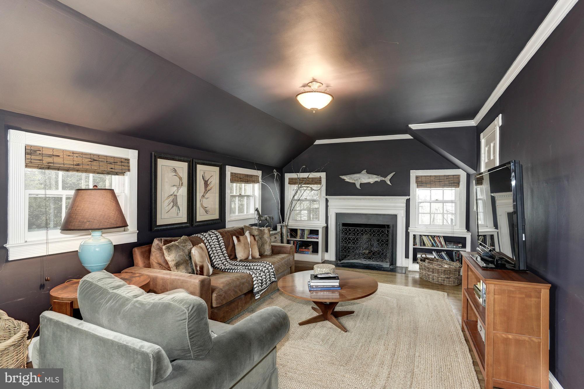 BERKLEY - Residential