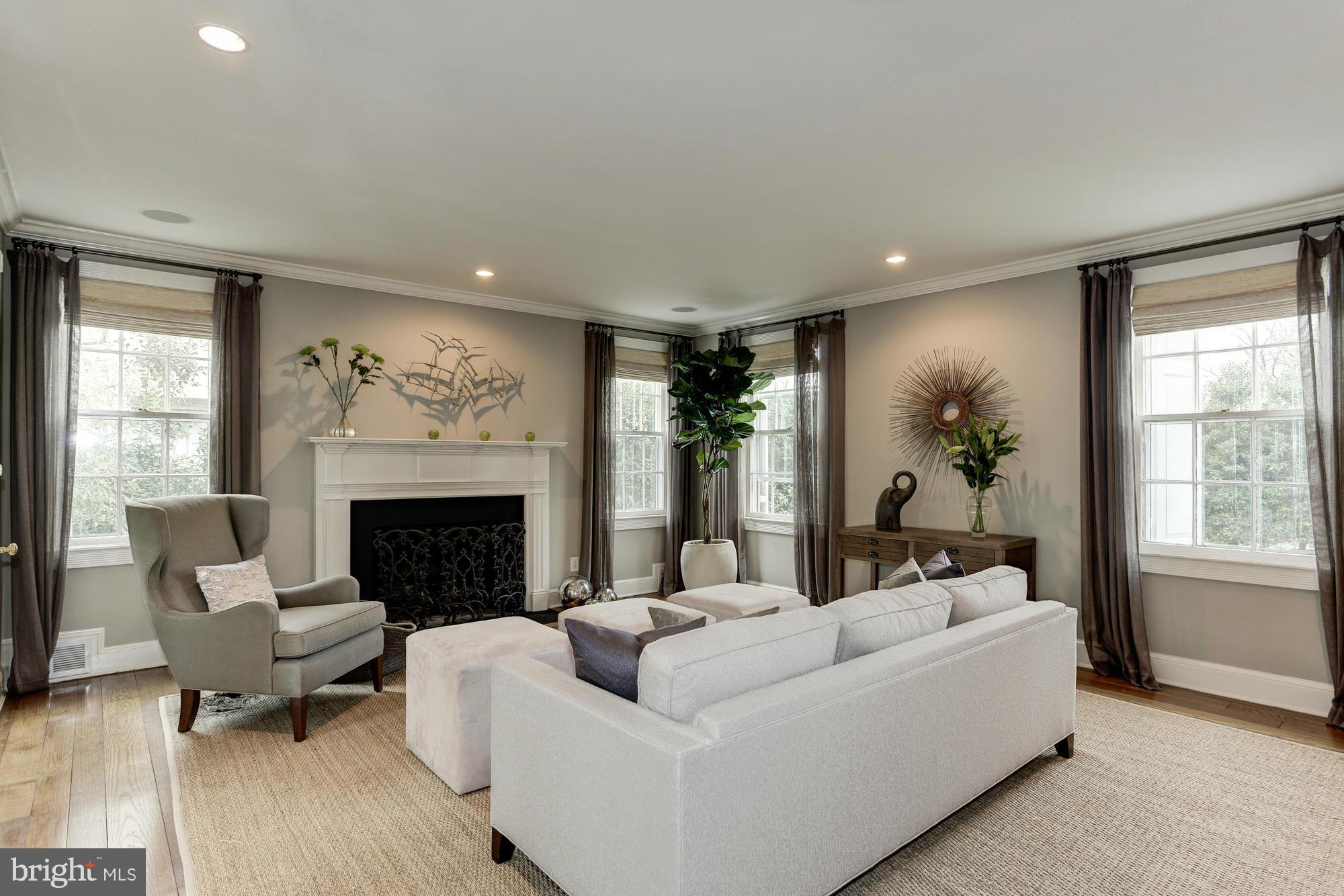 BERKLEY - Residential