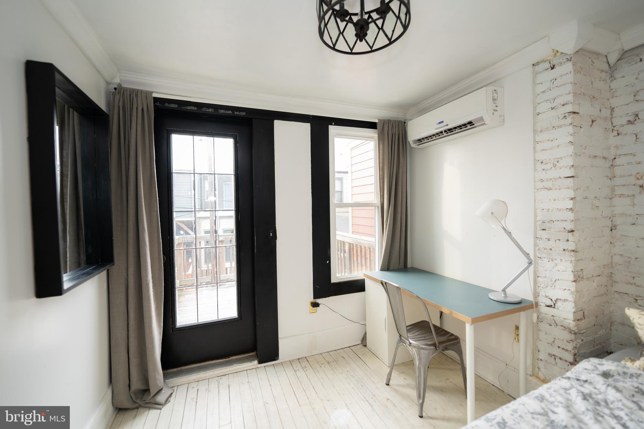 MILTON-MONTFORD - Residential Lease