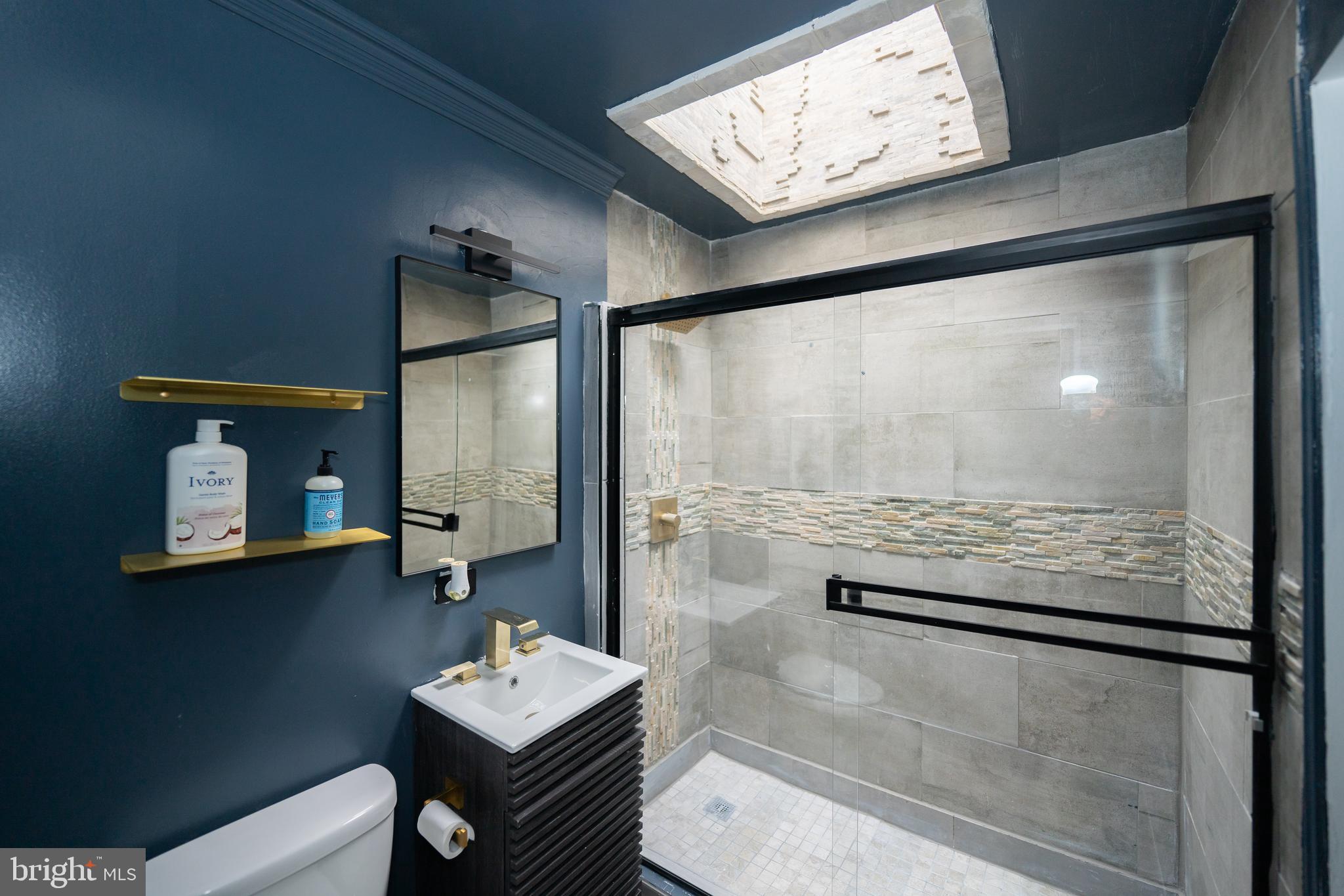 MILTON-MONTFORD - Residential Lease