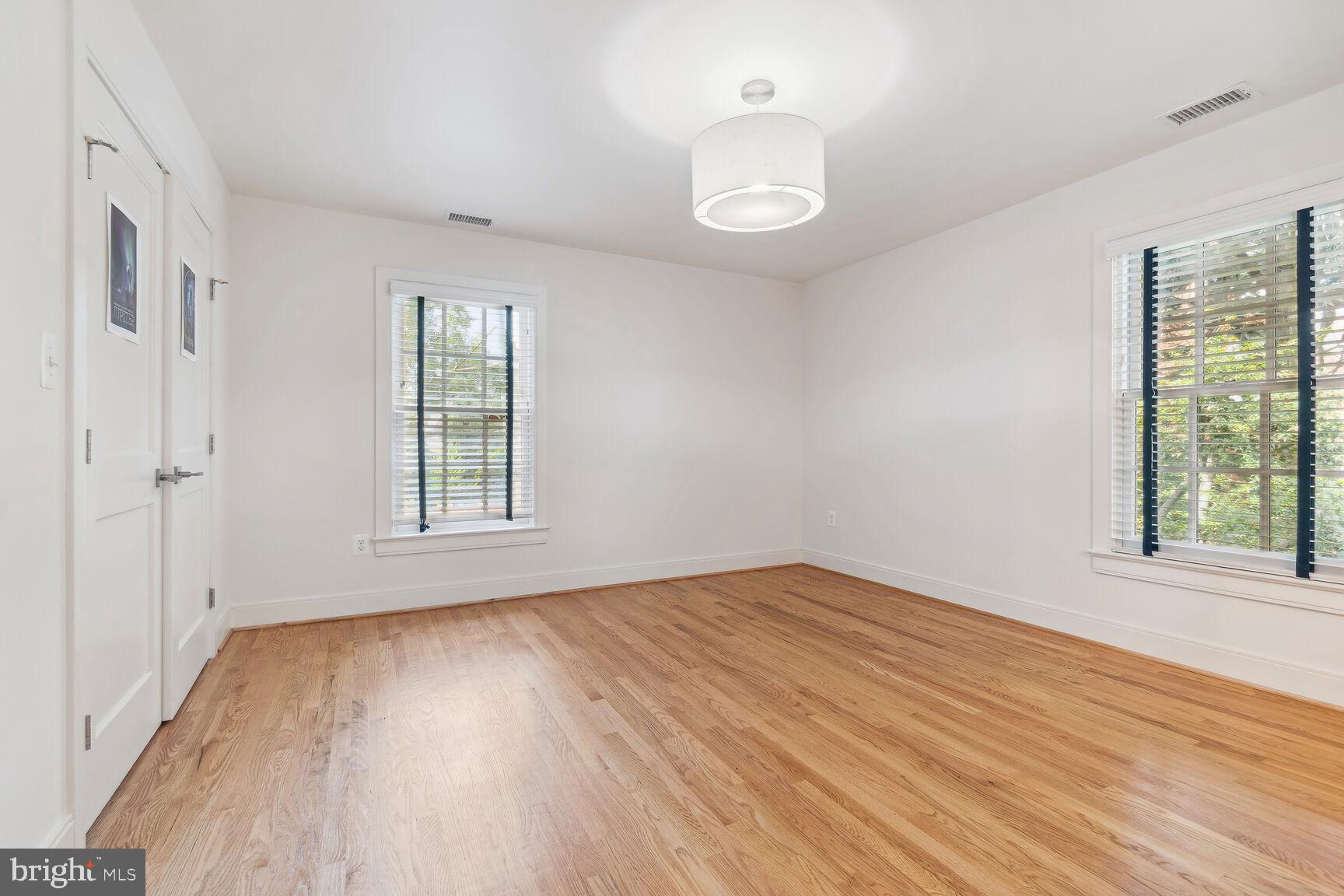 NORTH CHEVY CHASE - Residential