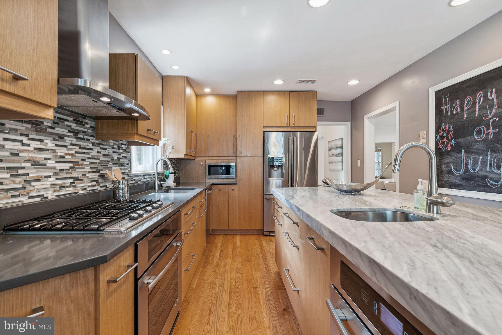 NORTH CHEVY CHASE - Residential