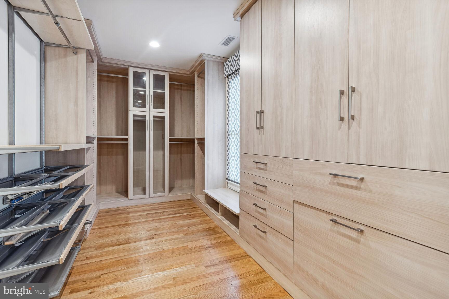 NORTH CHEVY CHASE - Residential