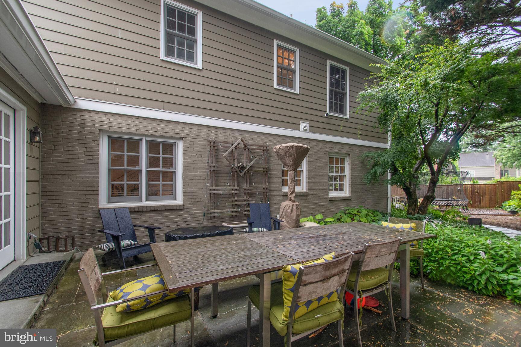 NORTH CHEVY CHASE - Residential