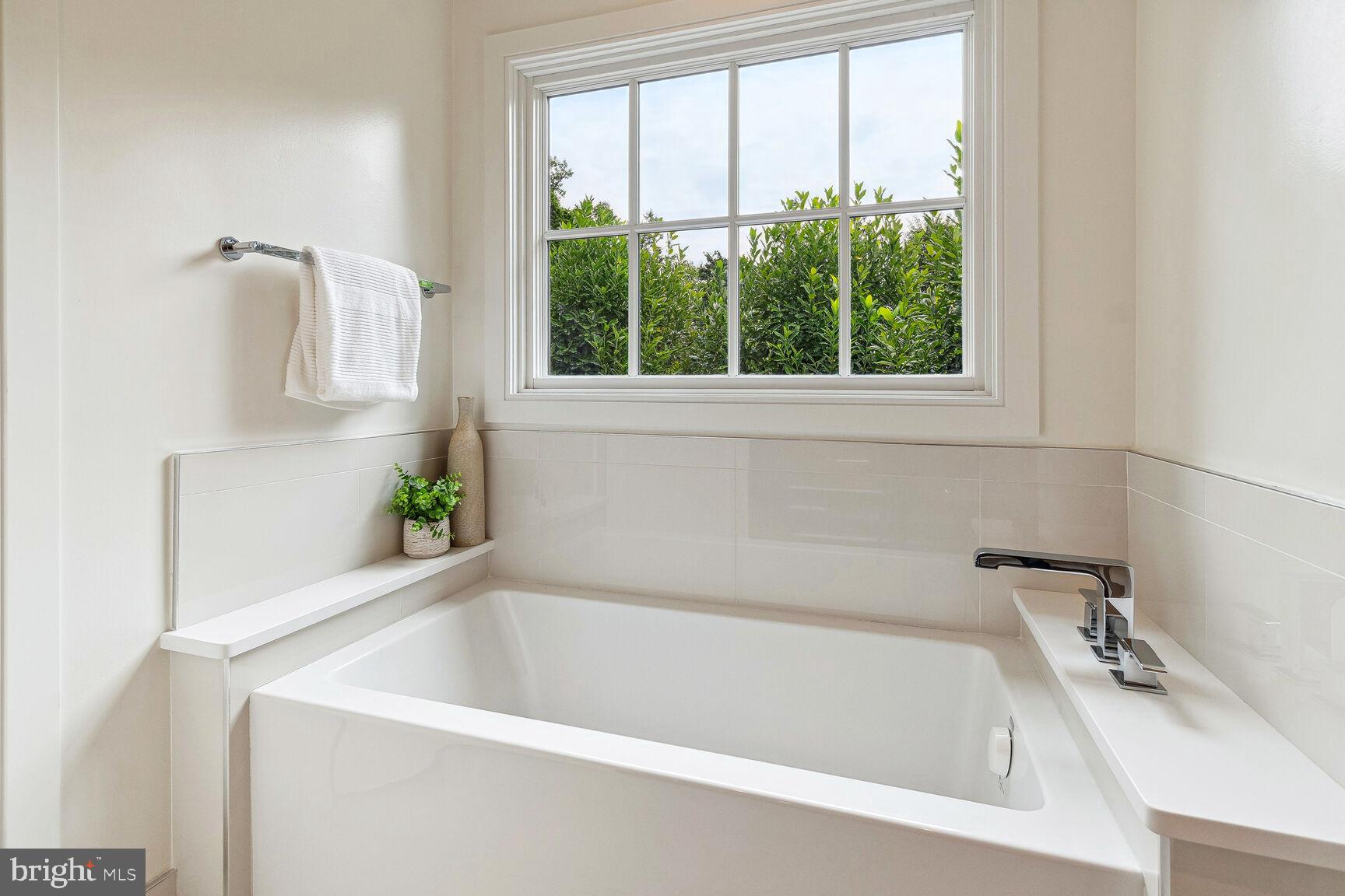 NORTH CHEVY CHASE - Residential