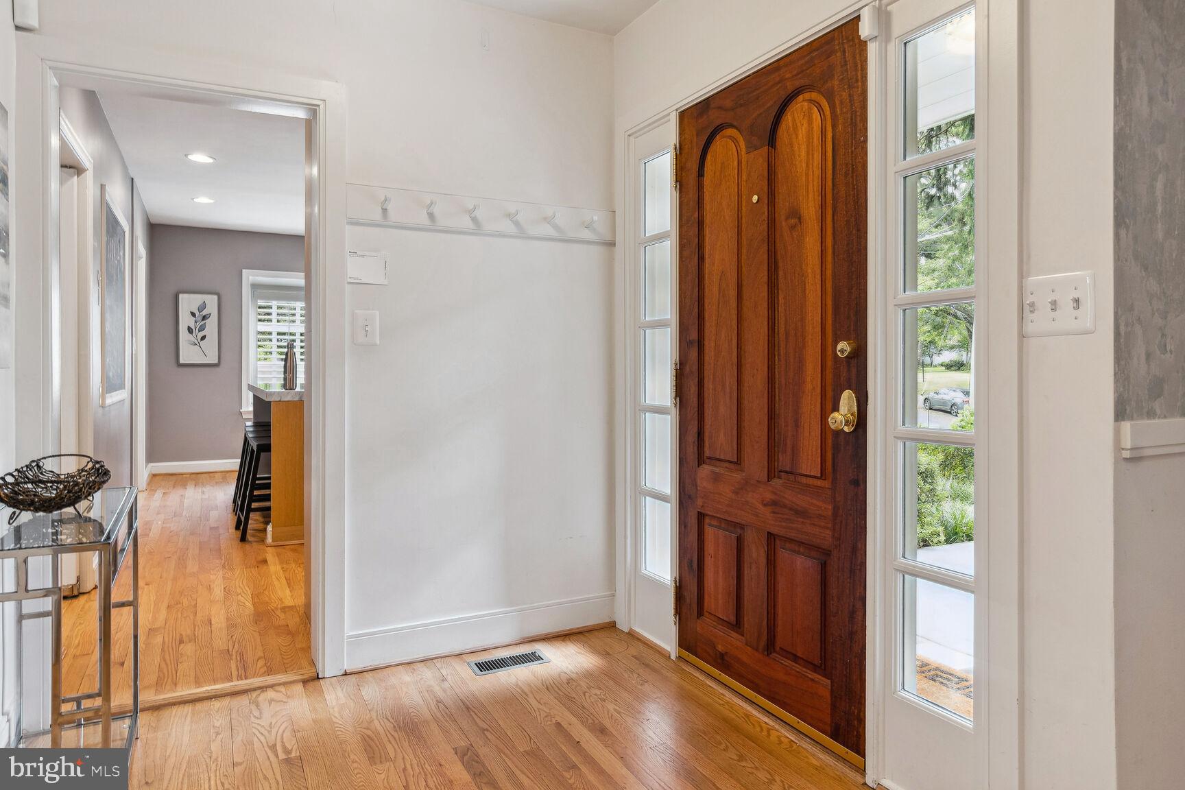 NORTH CHEVY CHASE - Residential