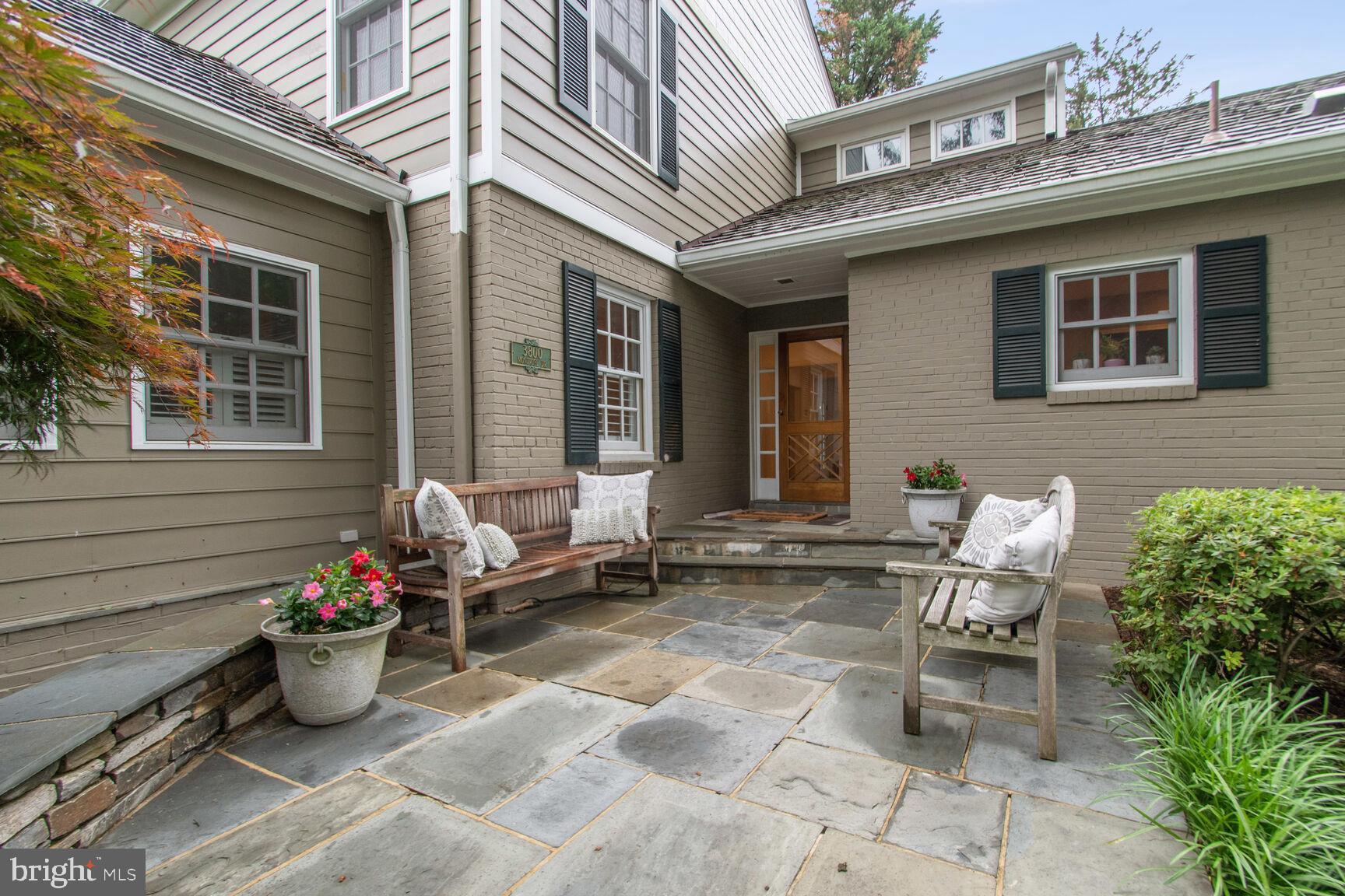 NORTH CHEVY CHASE - Residential