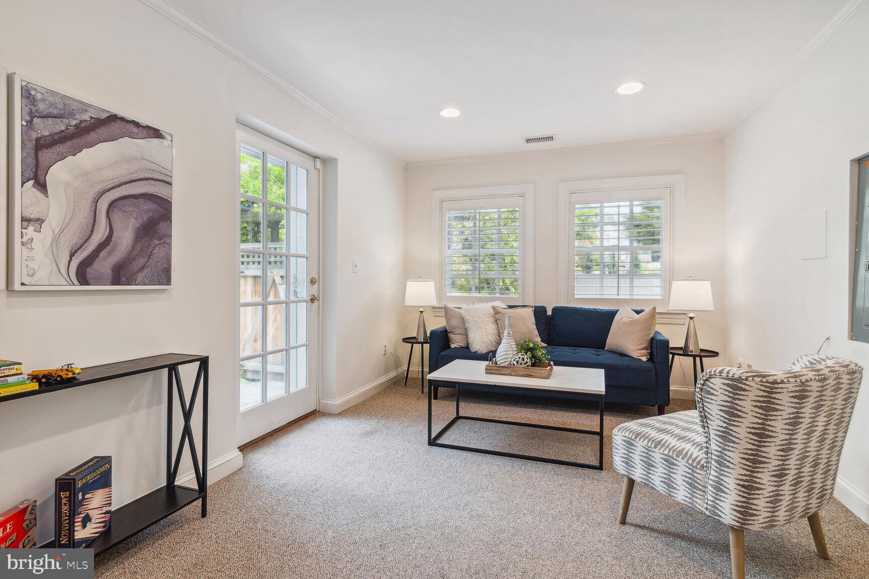 NORTH CHEVY CHASE - Residential