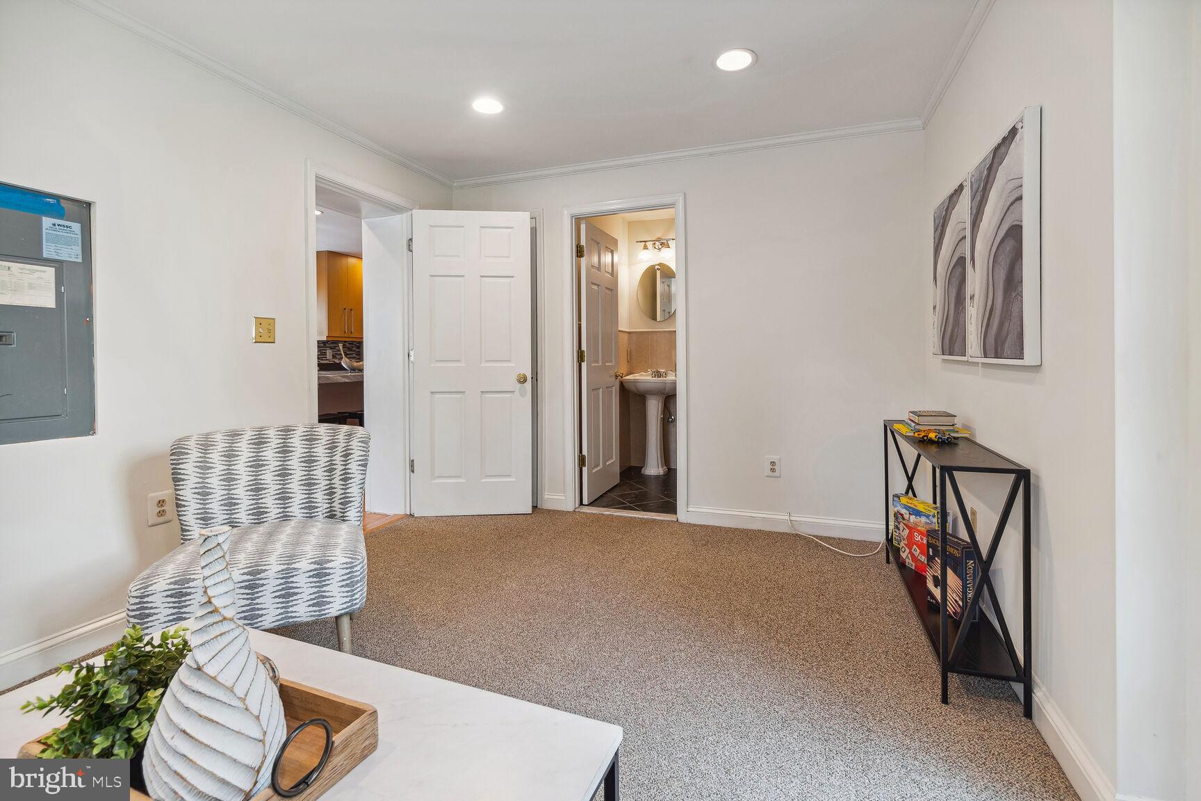 NORTH CHEVY CHASE - Residential