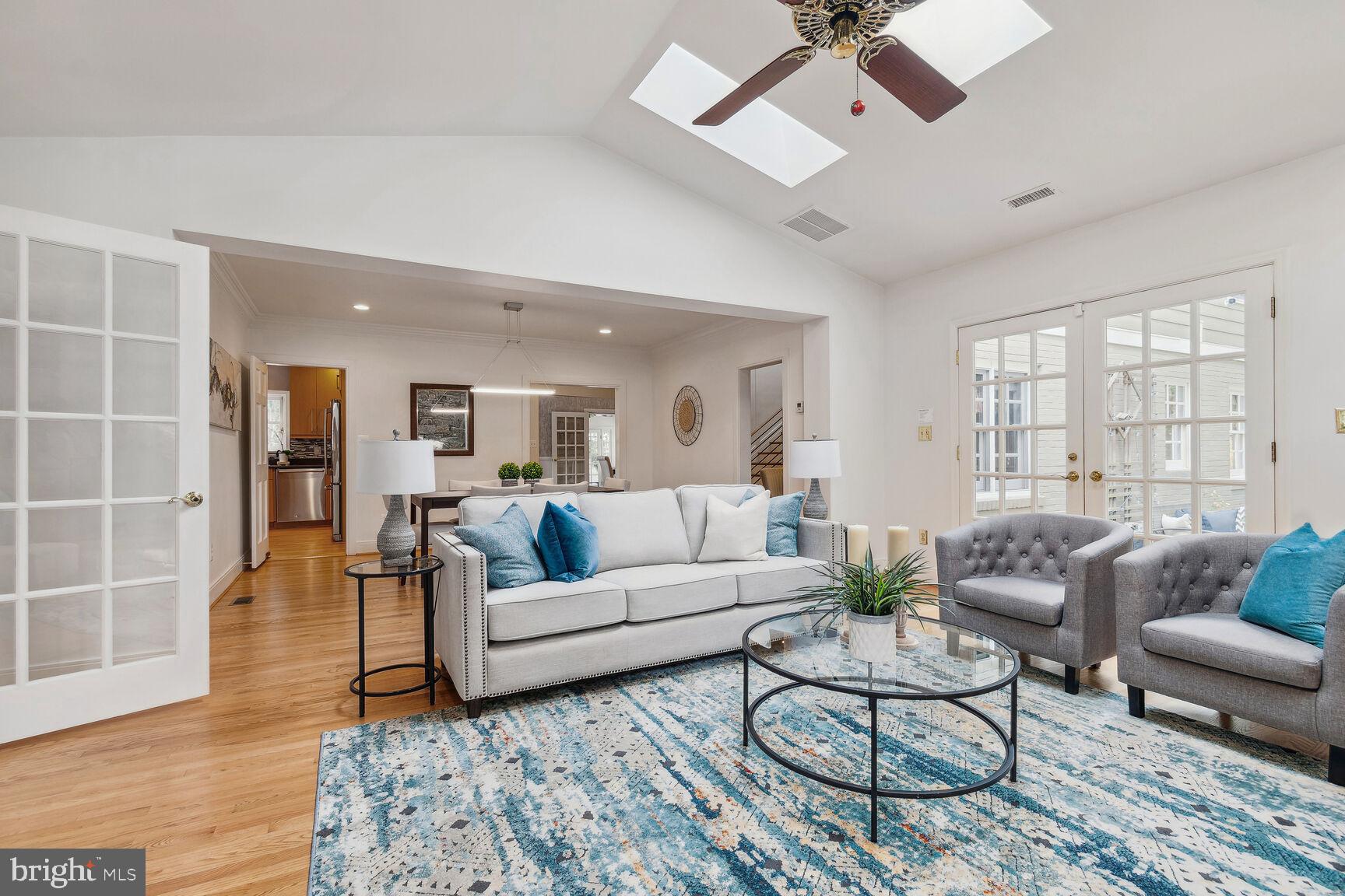 NORTH CHEVY CHASE - Residential