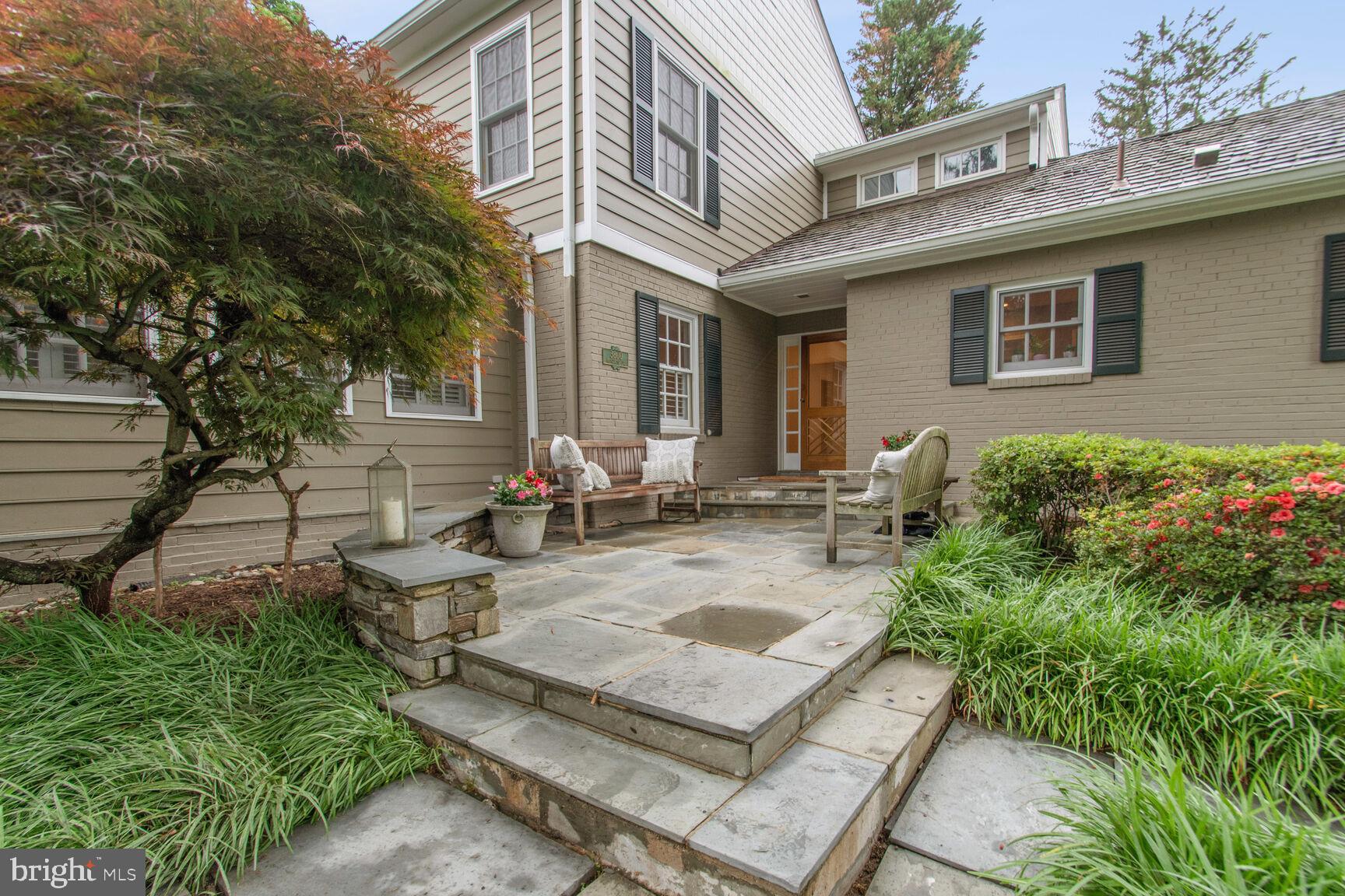 NORTH CHEVY CHASE - Residential