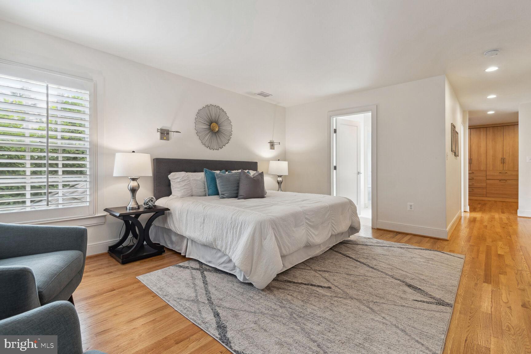 NORTH CHEVY CHASE - Residential