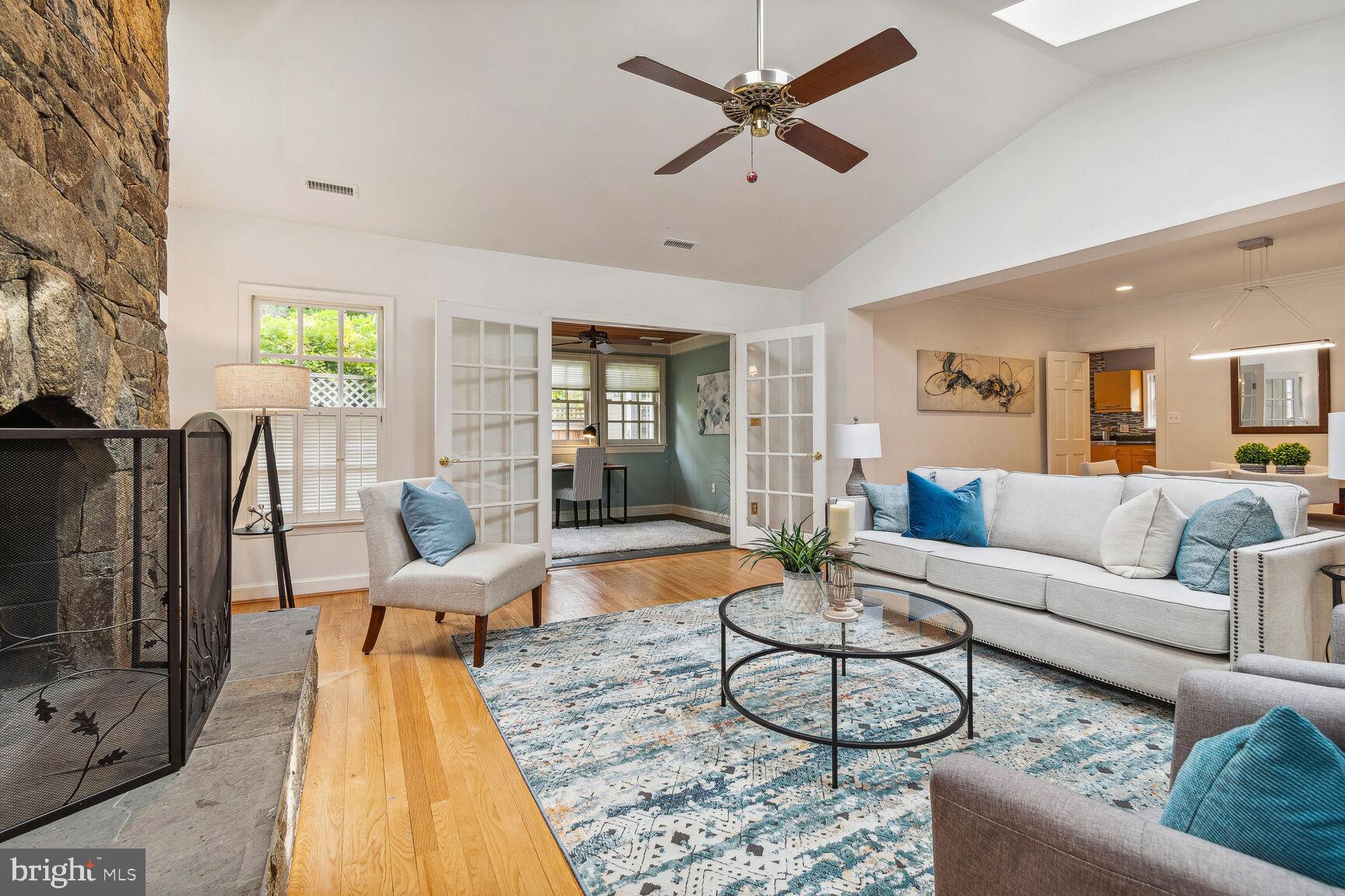 NORTH CHEVY CHASE - Residential