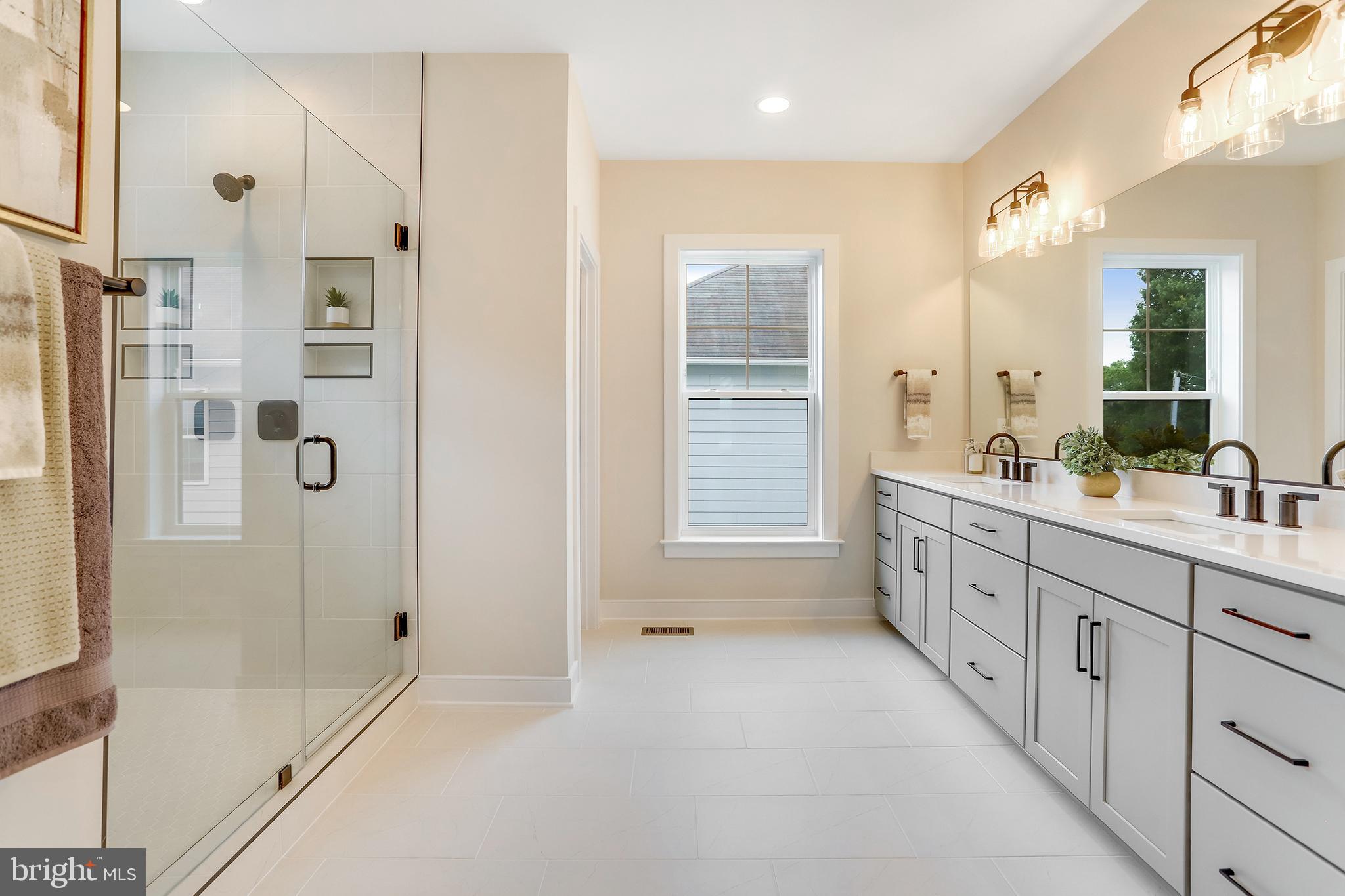 ALCOVA HEIGHTS - Residential