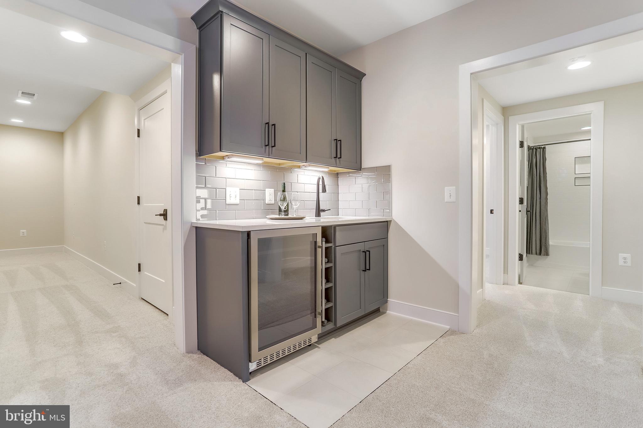 ALCOVA HEIGHTS - Residential