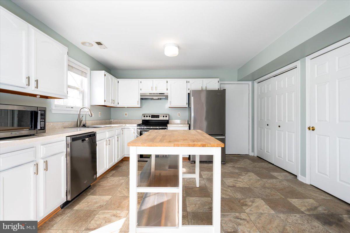 LOCH HAVEN BEACH - Residential