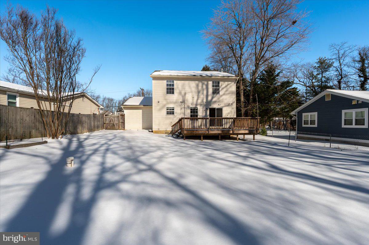 LOCH HAVEN BEACH - Residential