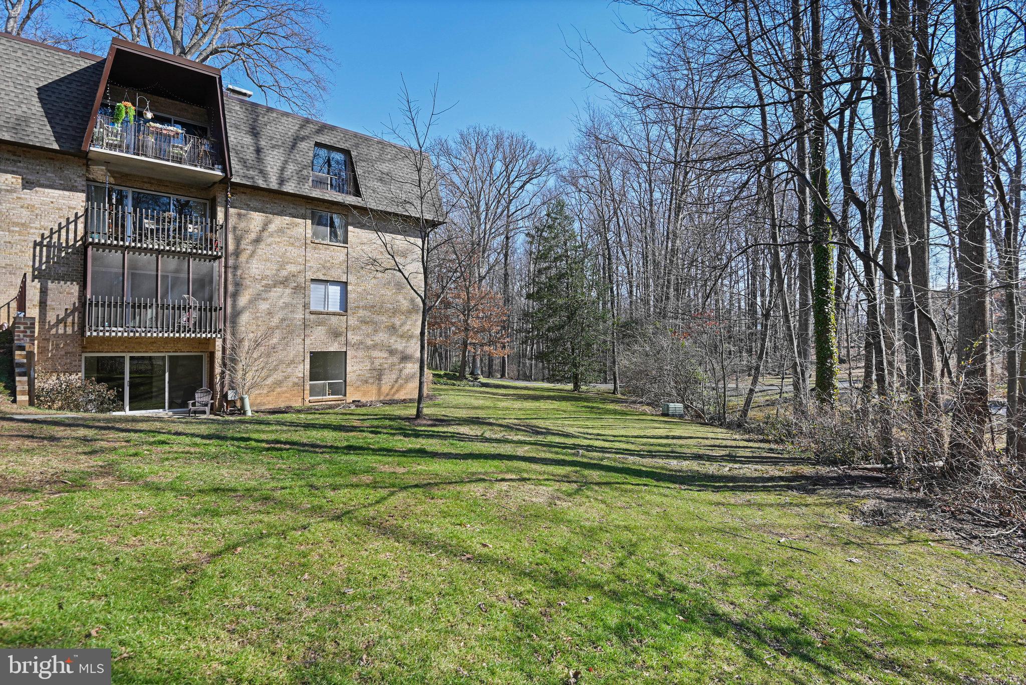 VANTAGE HILL - Residential