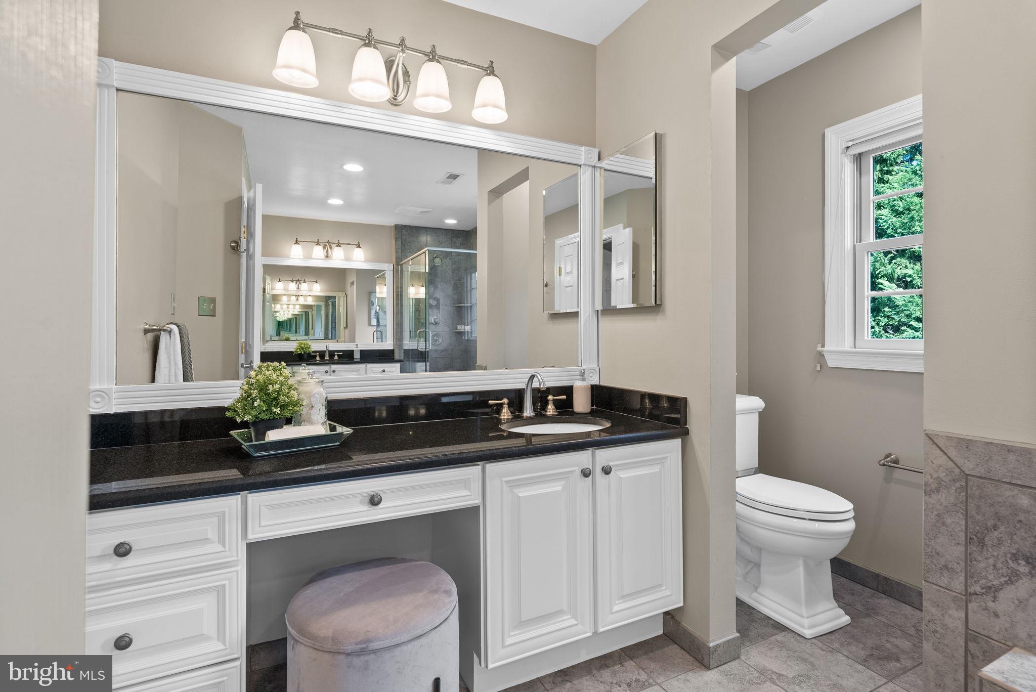 SPY HILL - Residential