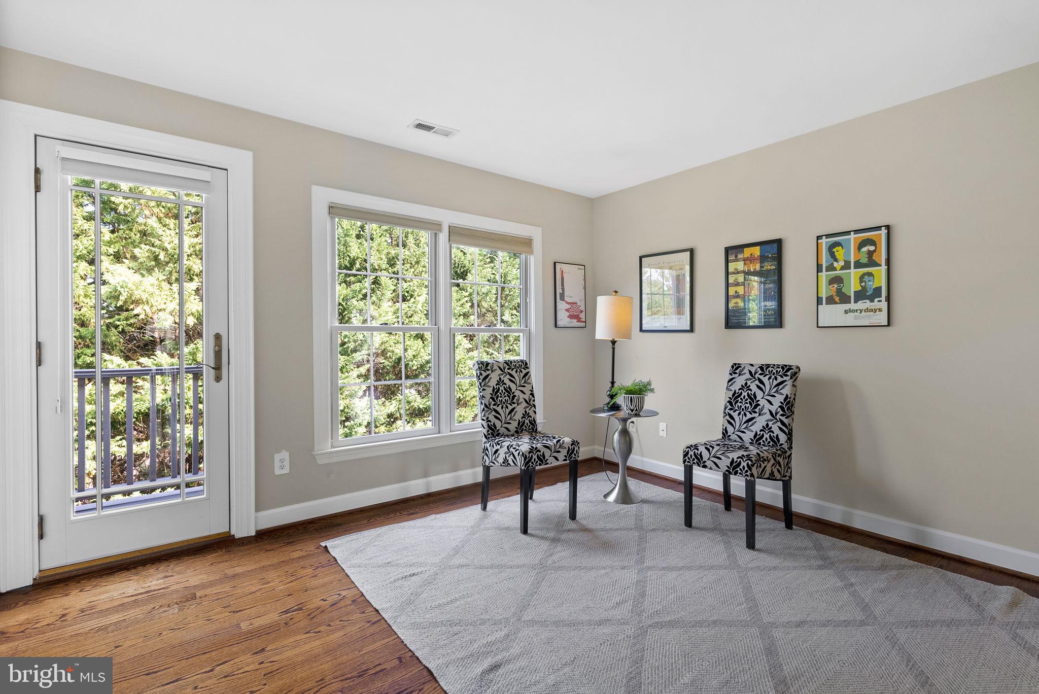 SPY HILL - Residential