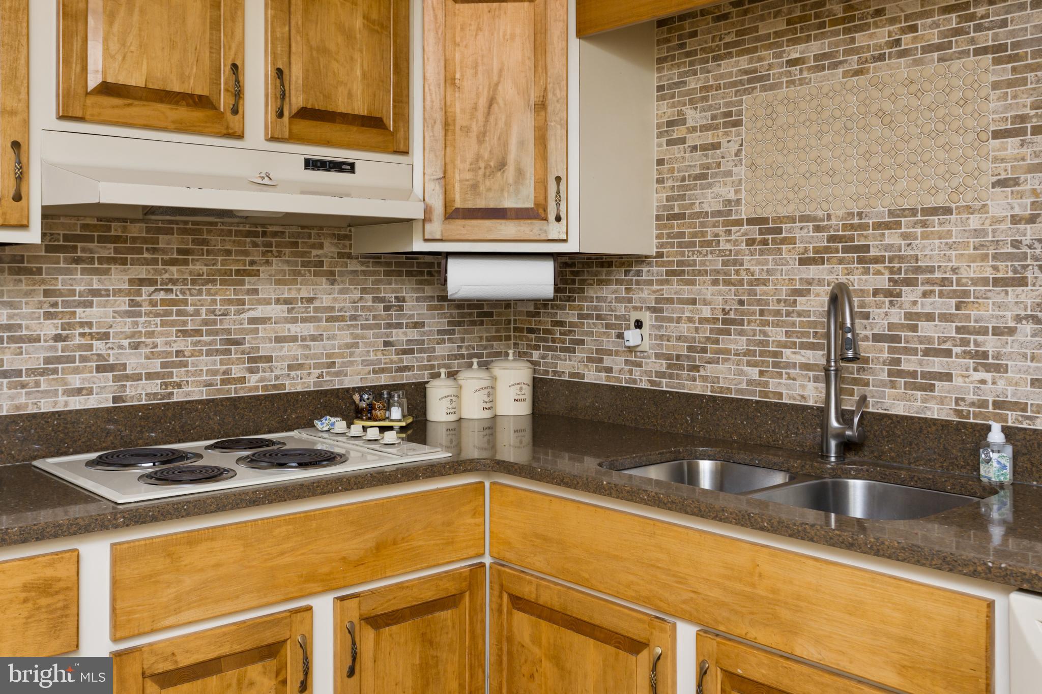 NONE AVA ILABLE - Residential