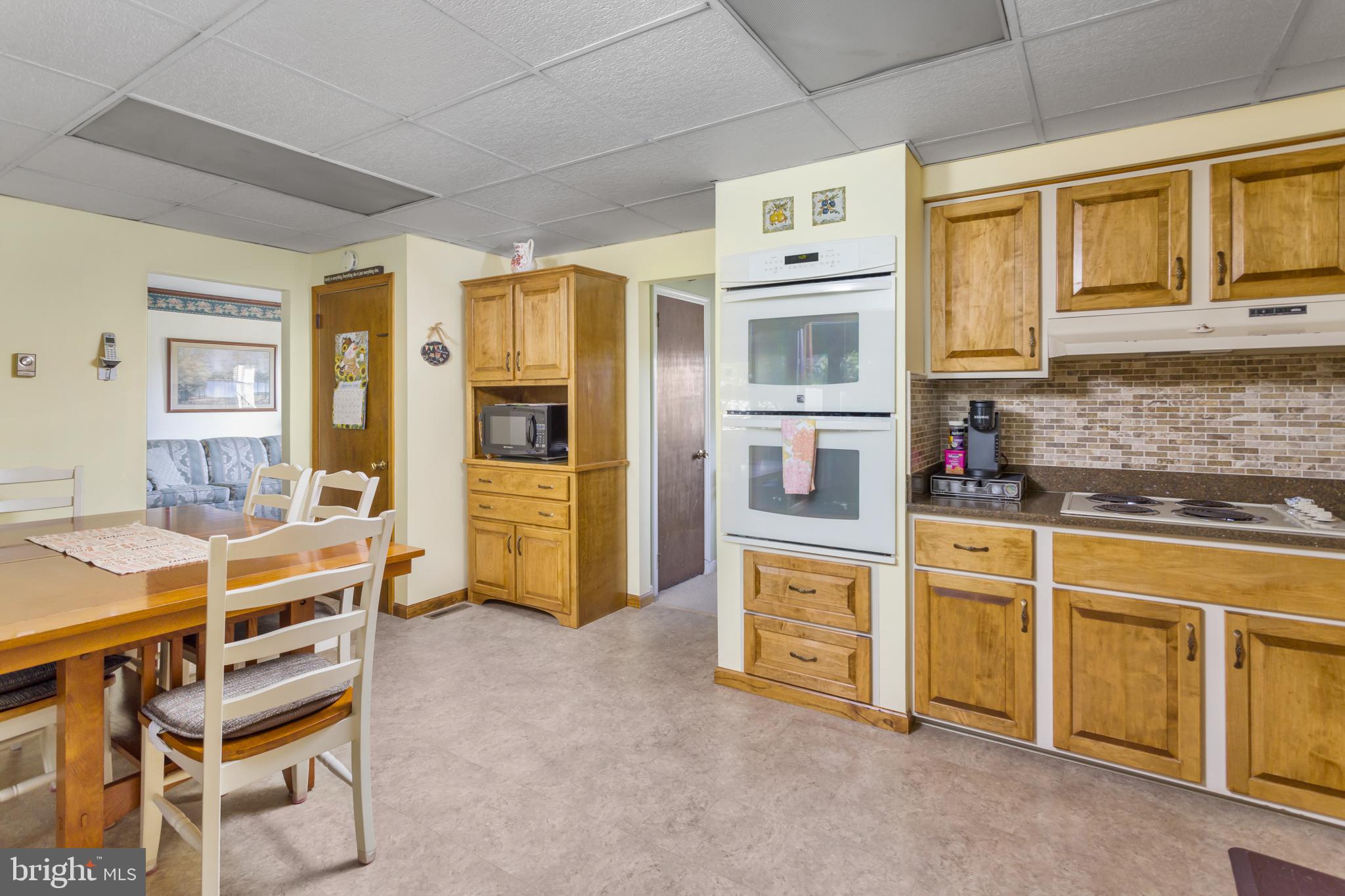 NONE AVA ILABLE - Residential