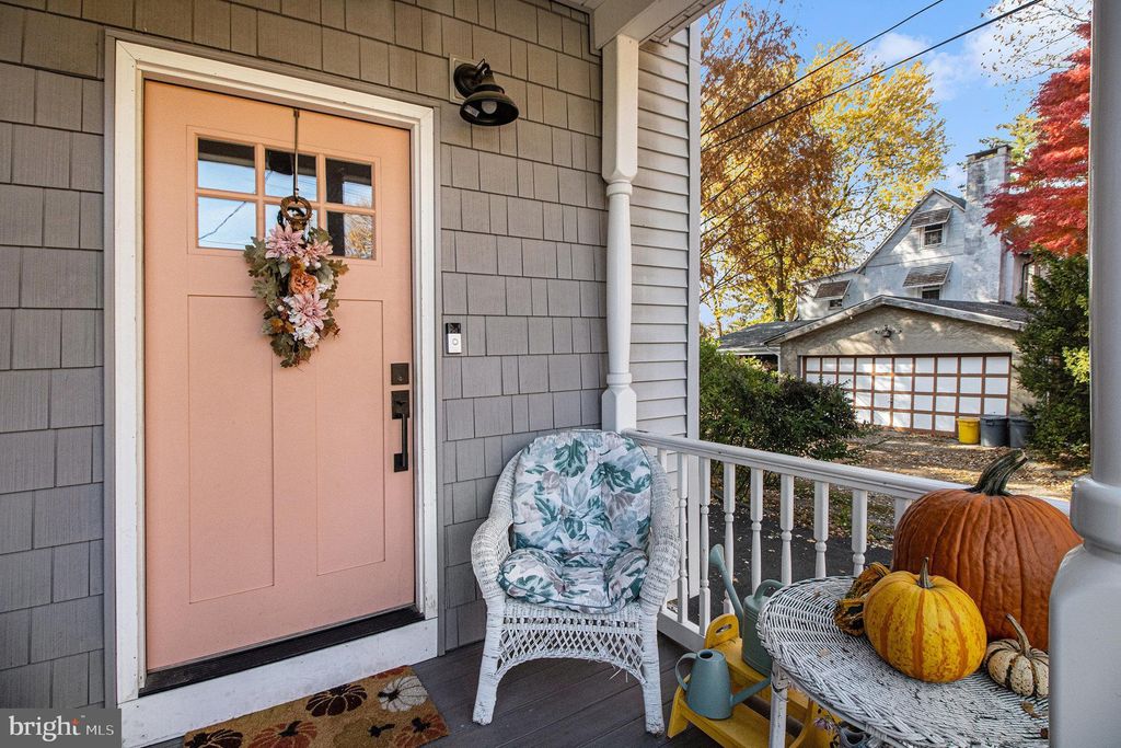 Photo of 7710 Queen Street, GLENSIDE, PA 19038 (MLS # PAMC2165728)