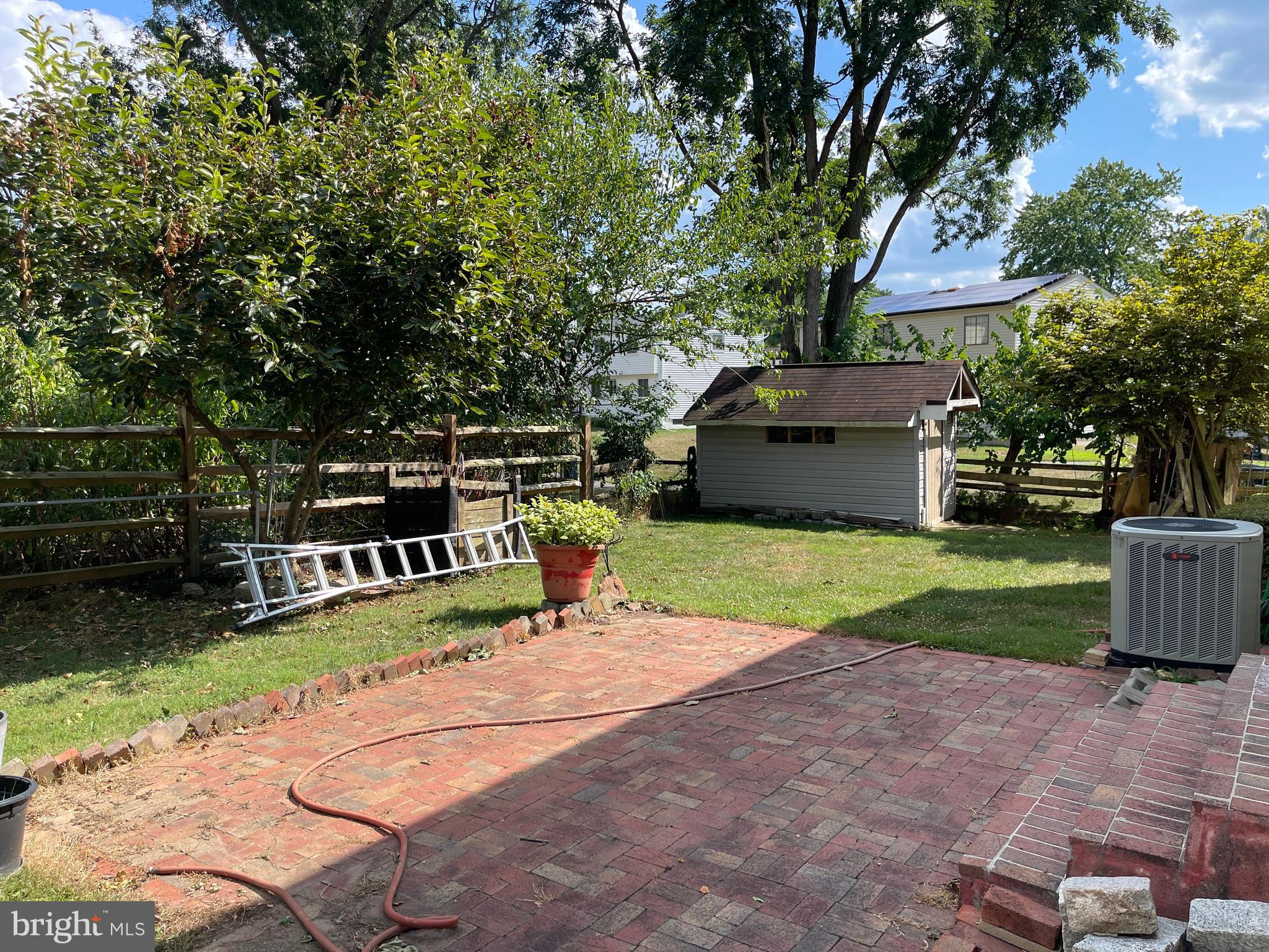 GERMANTOWN ESTATES - Residential Lease